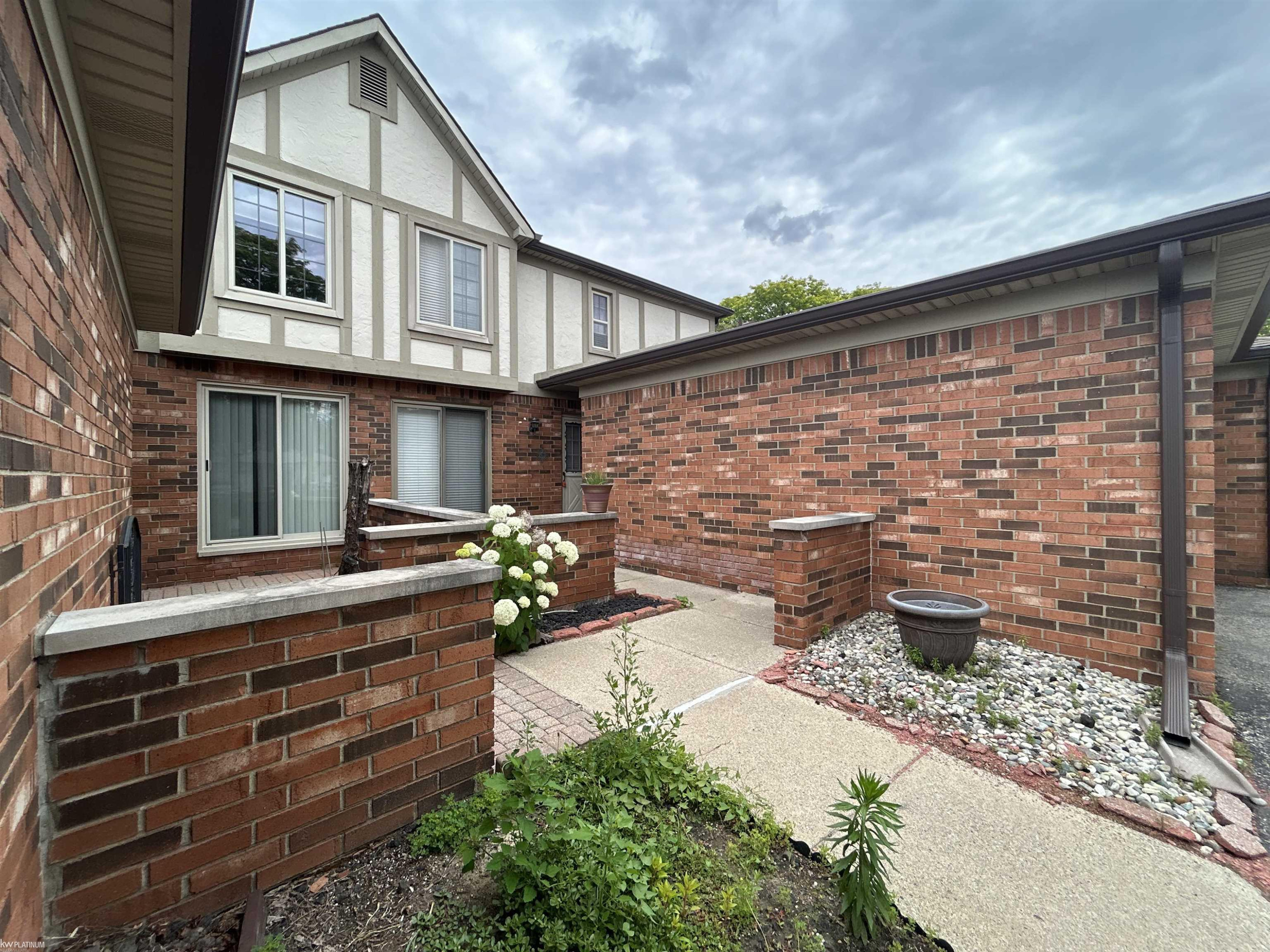 49283 Ashley Court, Shelby Twp, MI 48315 — Photo 21