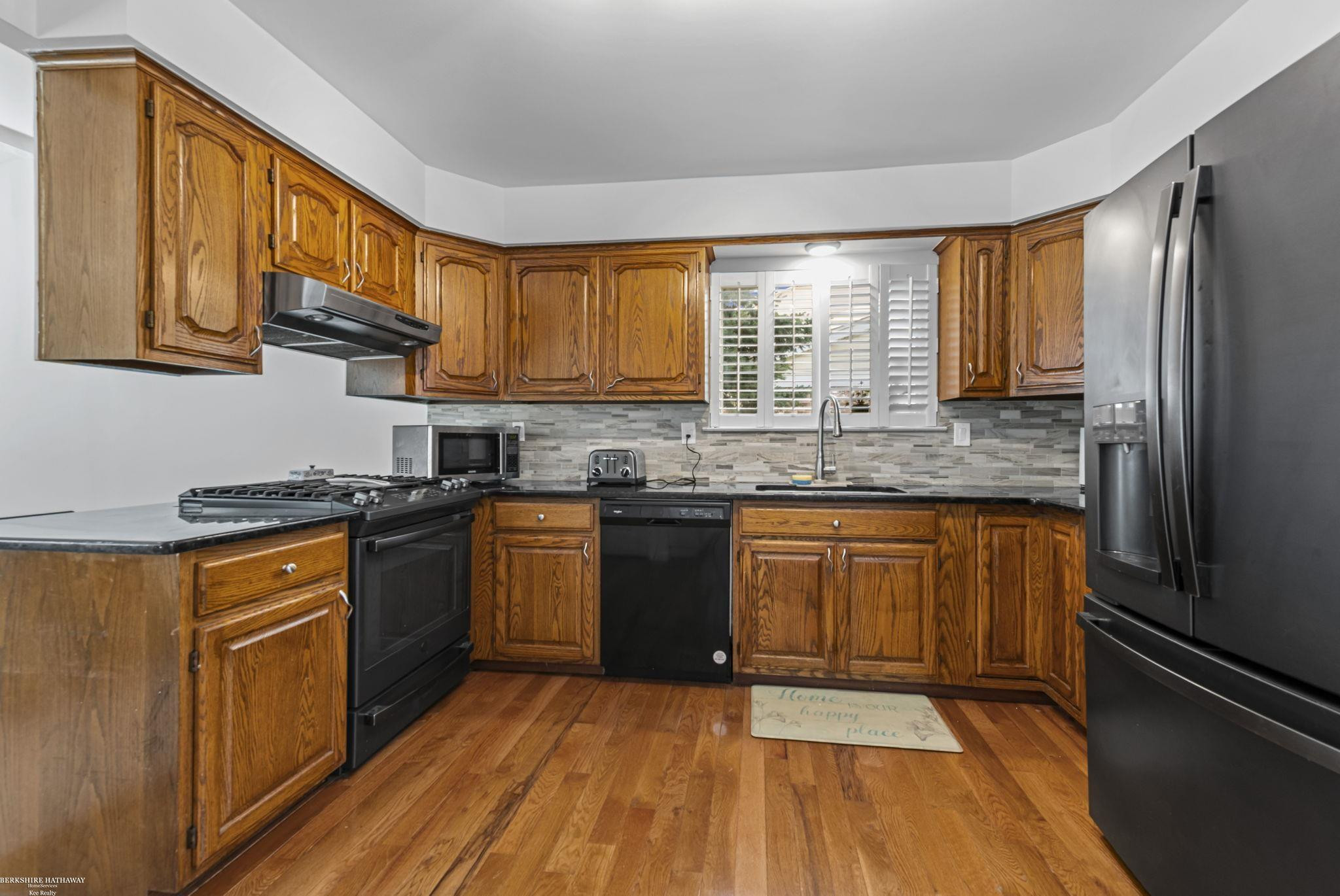 47121 Barbara Road, Macomb, MI 48044 — Photo 8