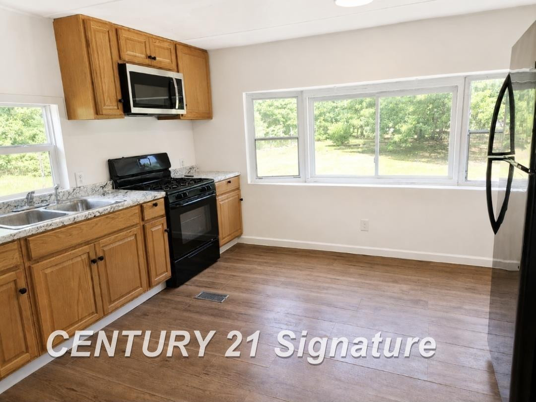 11634 E Gates Avenue, Riverdale, MI 48877 — Photo 26