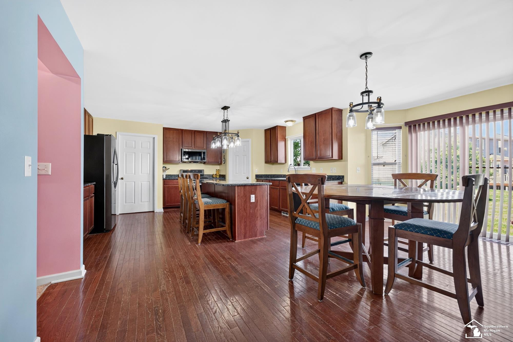 28921 Apple Blossom Drive, Flat Rock, MI 48134 — Photo 8