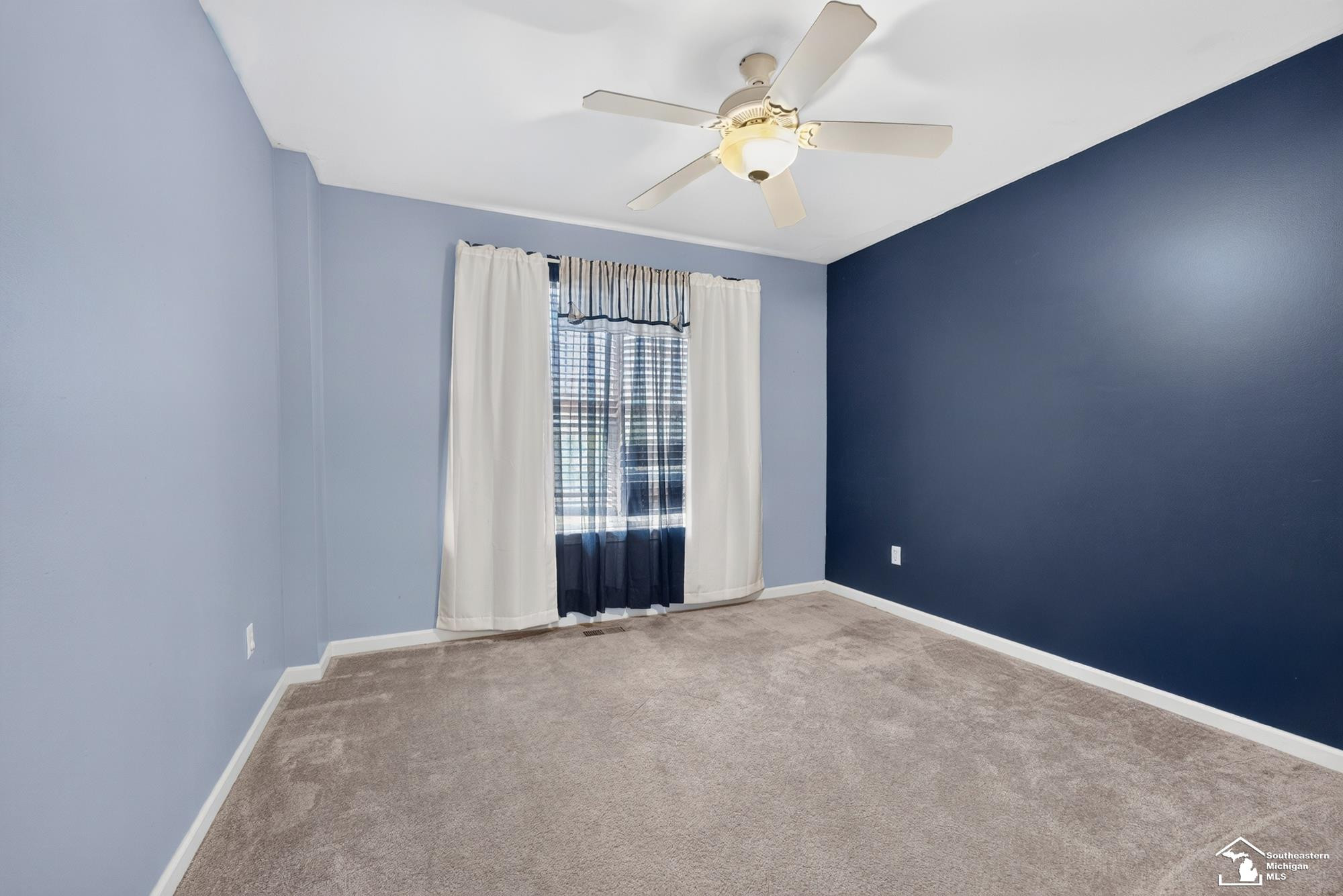 28921 Apple Blossom Drive, Flat Rock, MI 48134 — Photo 24