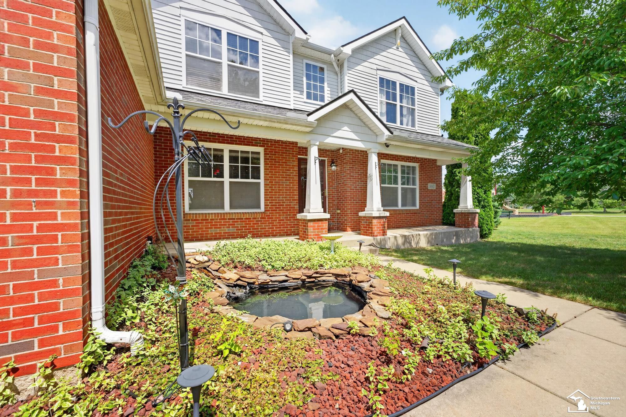 28921 Apple Blossom Drive, Flat Rock, MI 48134 — Photo 36