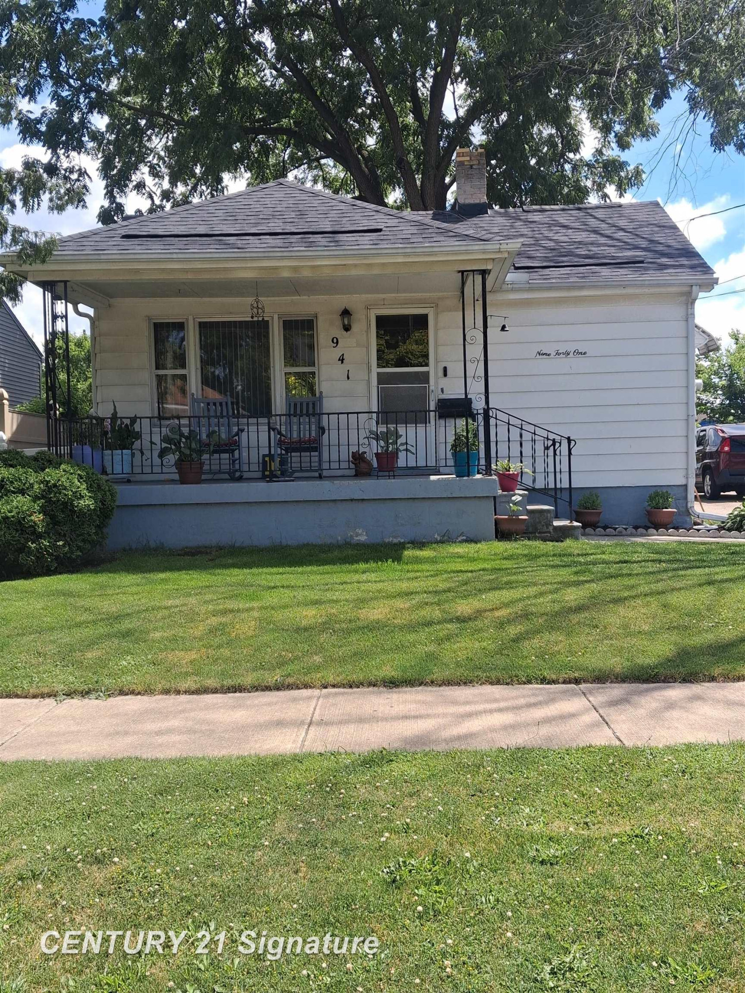 941 Bloor Avenue, Flint, MI 48504 — Photo 2