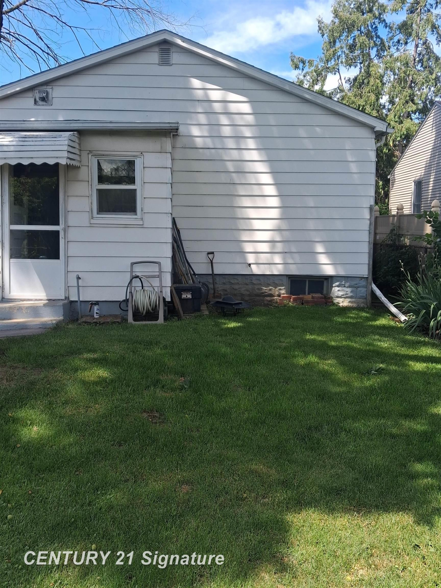 941 Bloor Avenue, Flint, MI 48504 — Photo 4