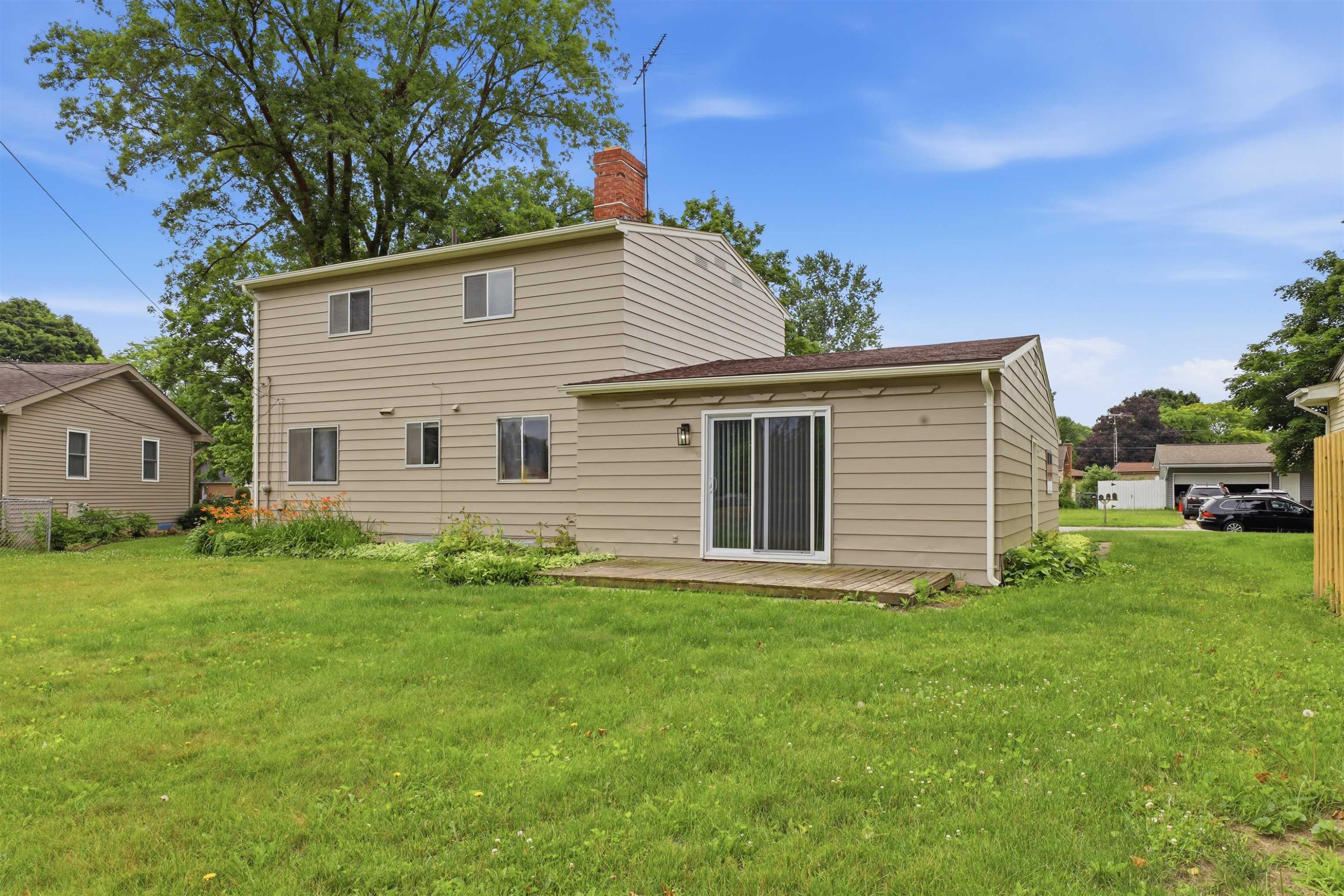 929 Springview Drive, Flushing, MI 48433 — Photo 4