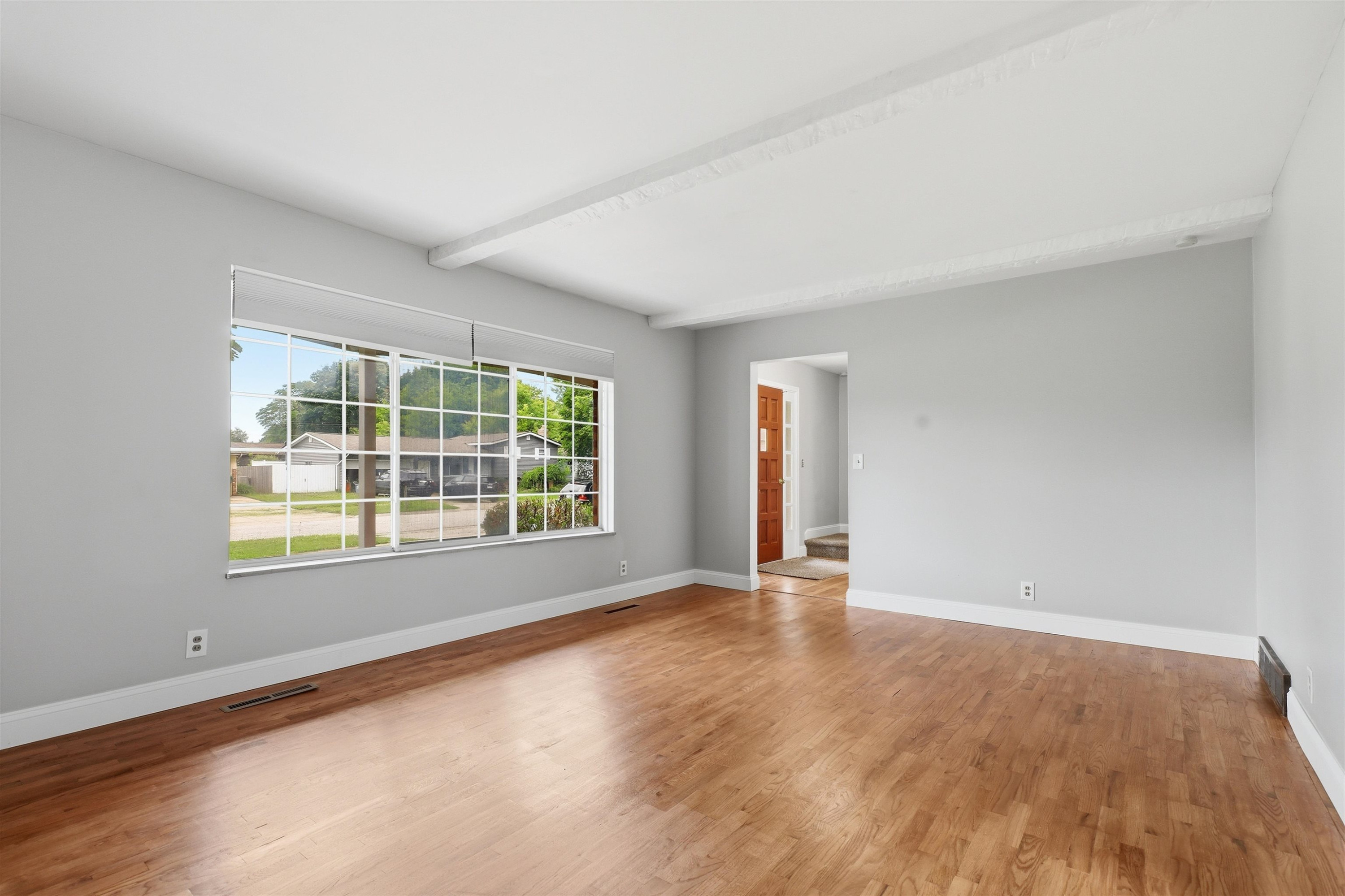 929 Springview Drive, Flushing, MI 48433 — Photo 14