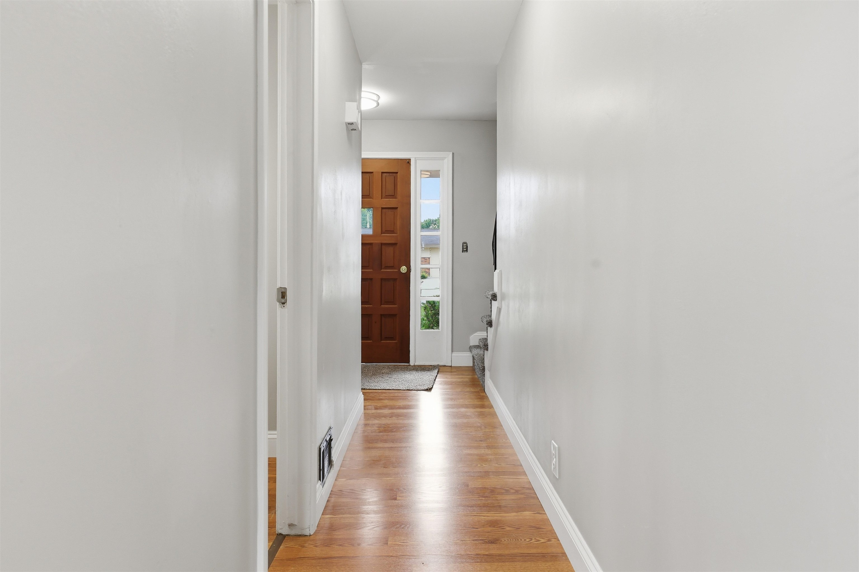 929 Springview Drive, Flushing, MI 48433 — Photo 16