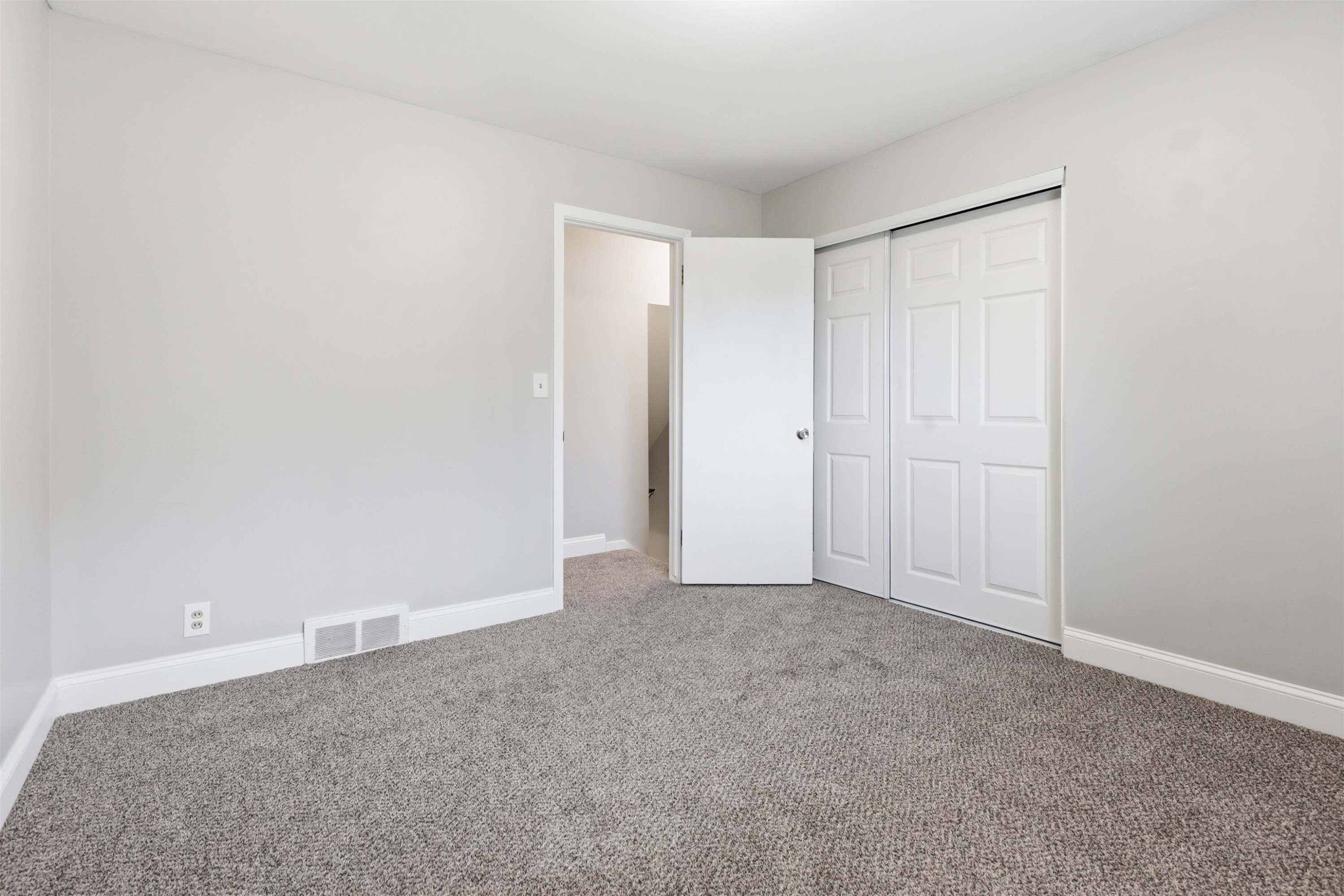 929 Springview Drive, Flushing, MI 48433 — Photo 34