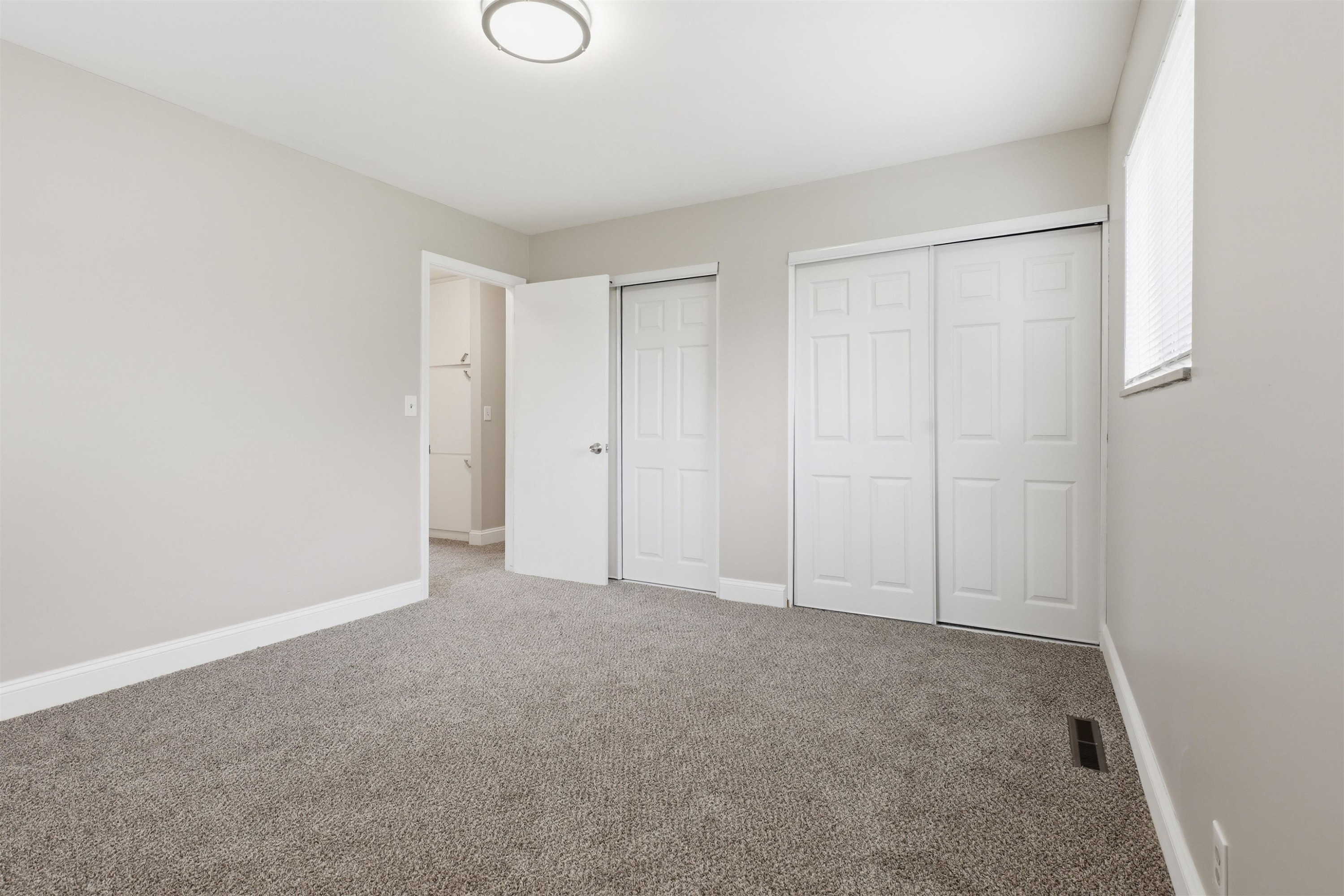 929 Springview Drive, Flushing, MI 48433 — Photo 35