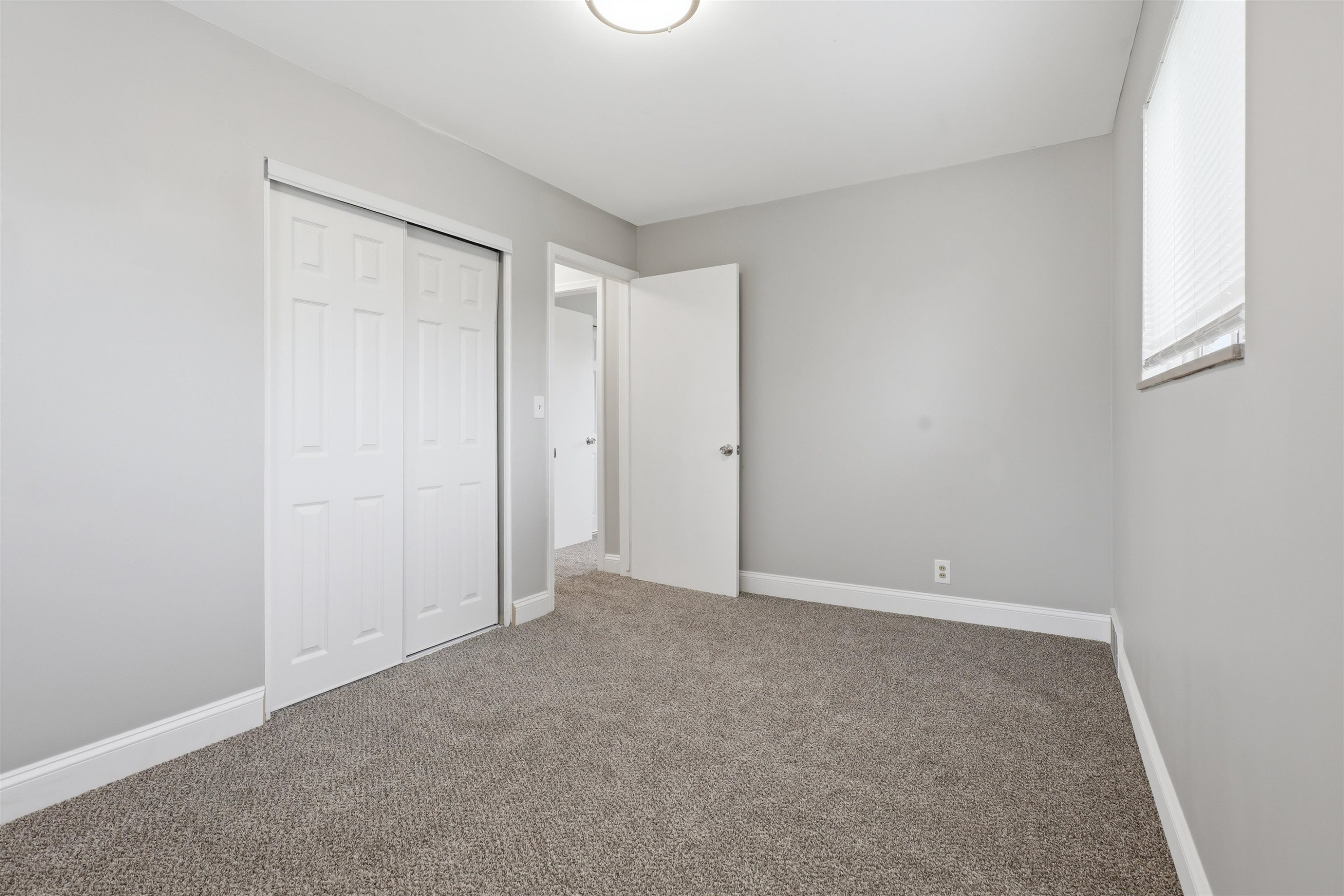 929 Springview Drive, Flushing, MI 48433 — Photo 36