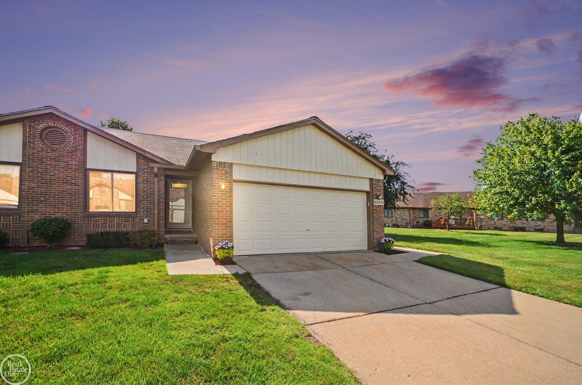 48470 Rosewood Lane, New Baltimore, MI — front exterior