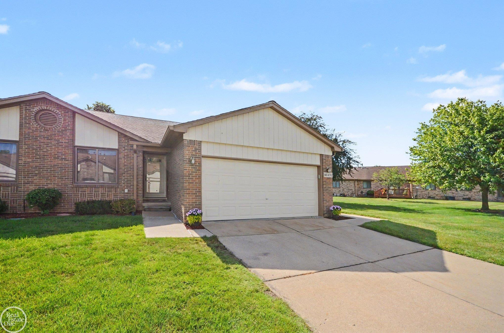 48470 Rosewood Lane, New Baltimore, MI — Photo 2