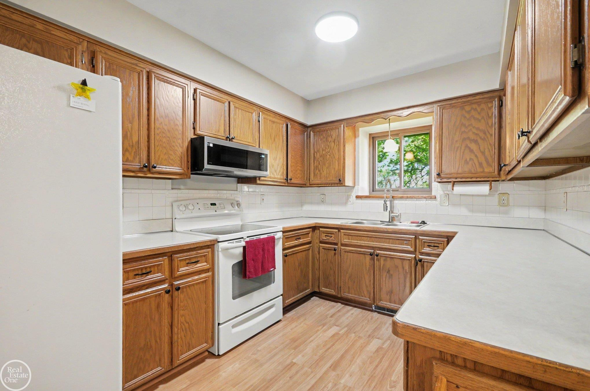 48470 Rosewood Lane, New Baltimore, MI — Photo 6