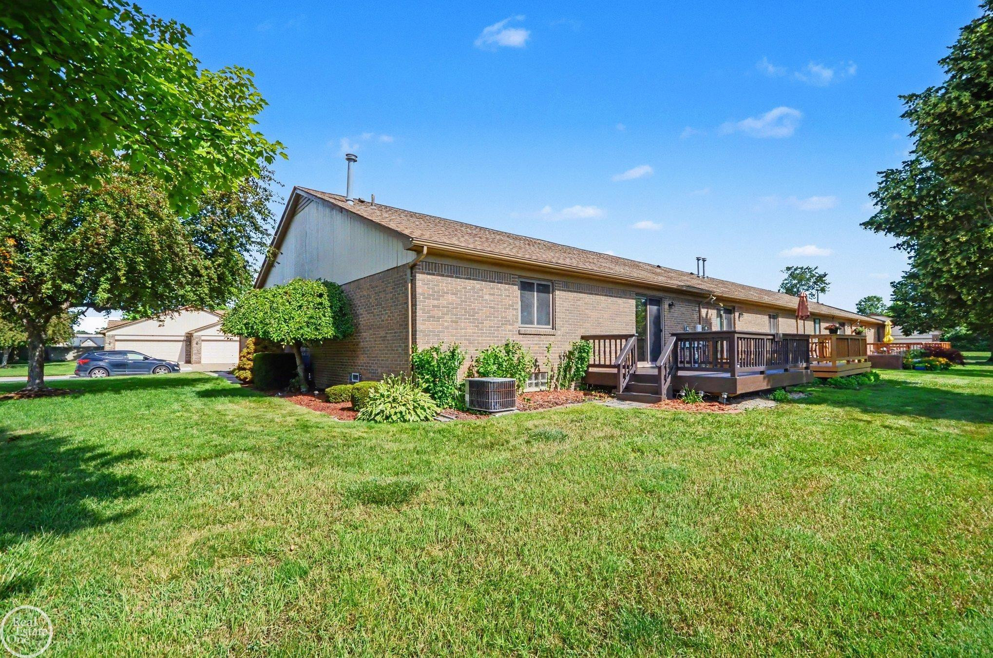 48470 Rosewood Lane, New Baltimore, MI — Photo 18