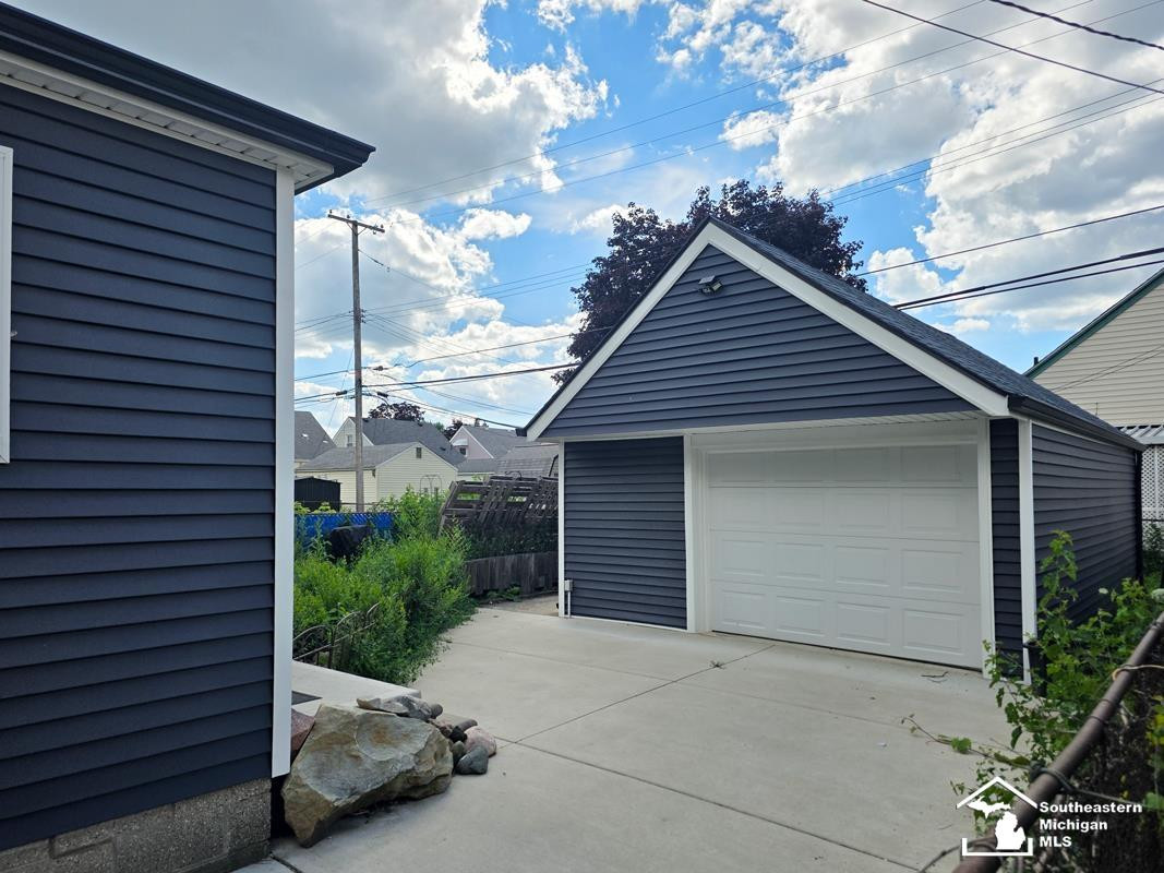 2910 Bailey Avenue, Lincoln Park, MI 48146 — Photo 2