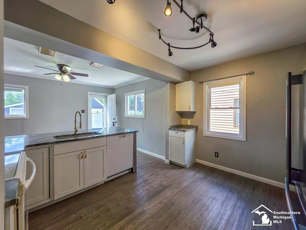 2910 Bailey Avenue, Lincoln Park, MI 48146 — Photo 10
