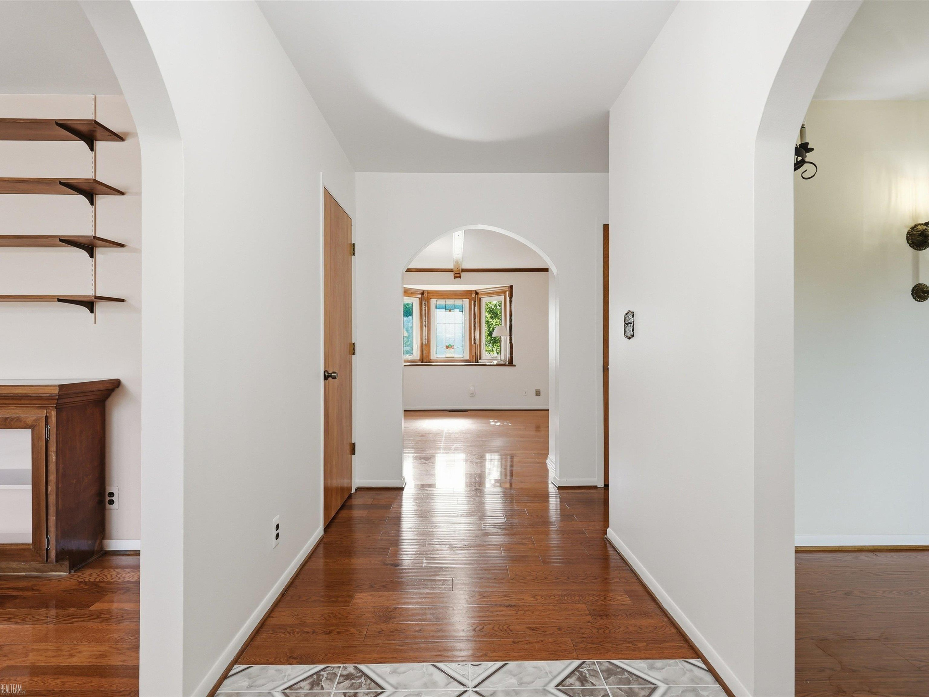 42424 Tessmer Drive, Sterling Heights, MI 48314 — Photo 2