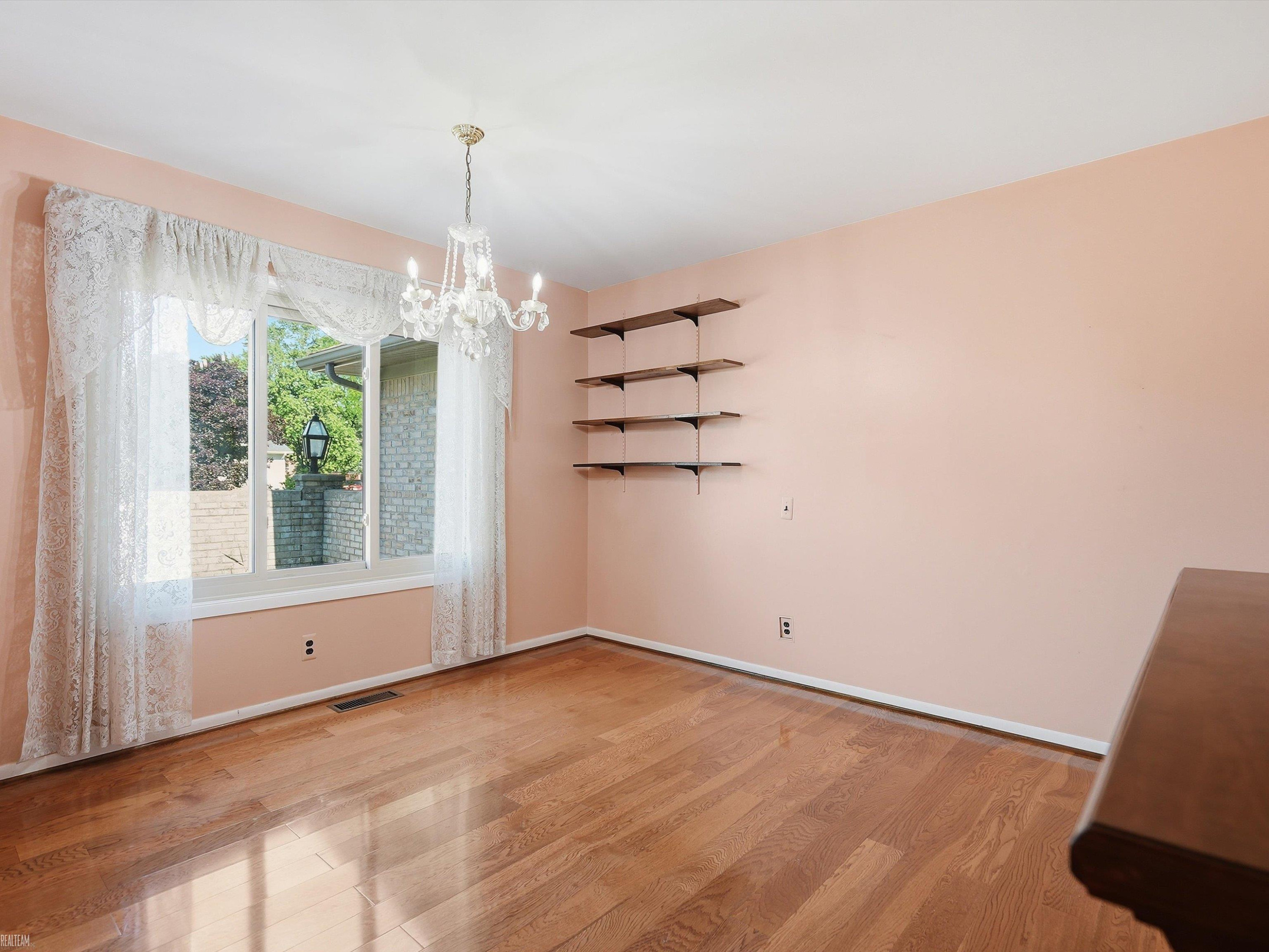 42424 Tessmer Drive, Sterling Heights, MI 48314 — Photo 4