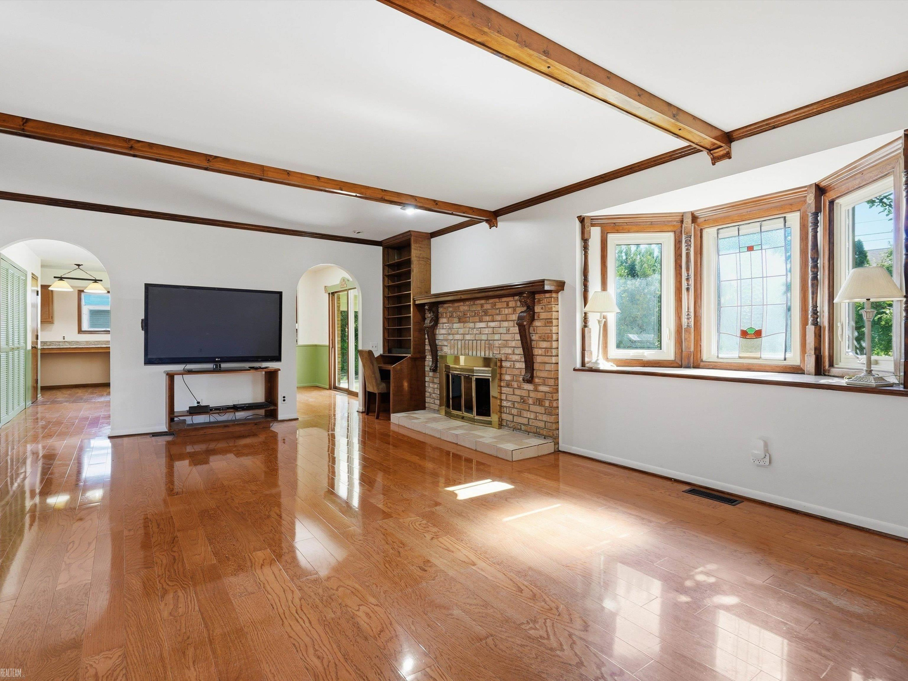 42424 Tessmer Drive, Sterling Heights, MI 48314 — Photo 8
