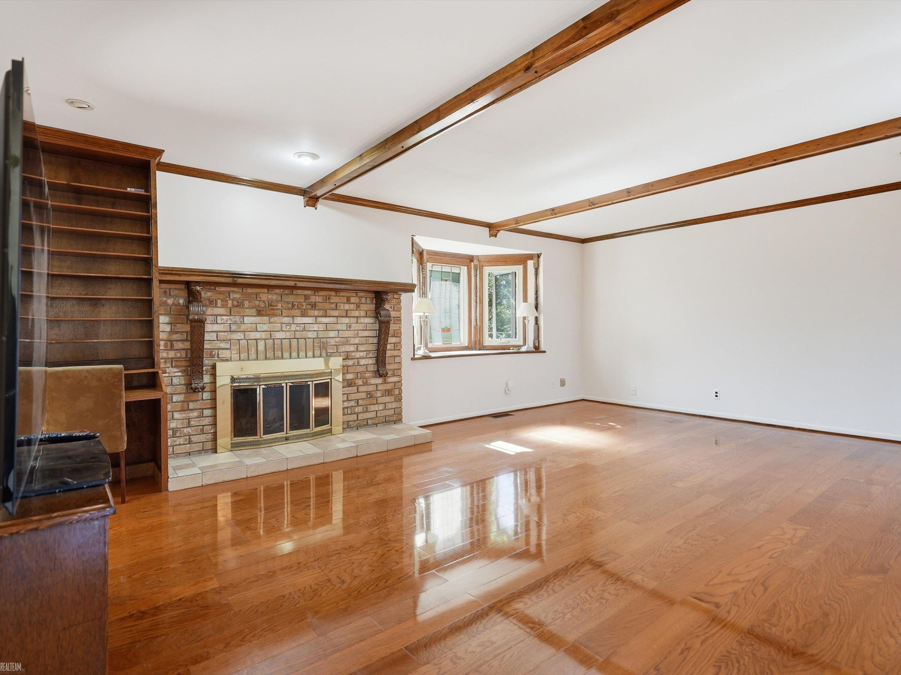 42424 Tessmer Drive, Sterling Heights, MI 48314 — Photo 9