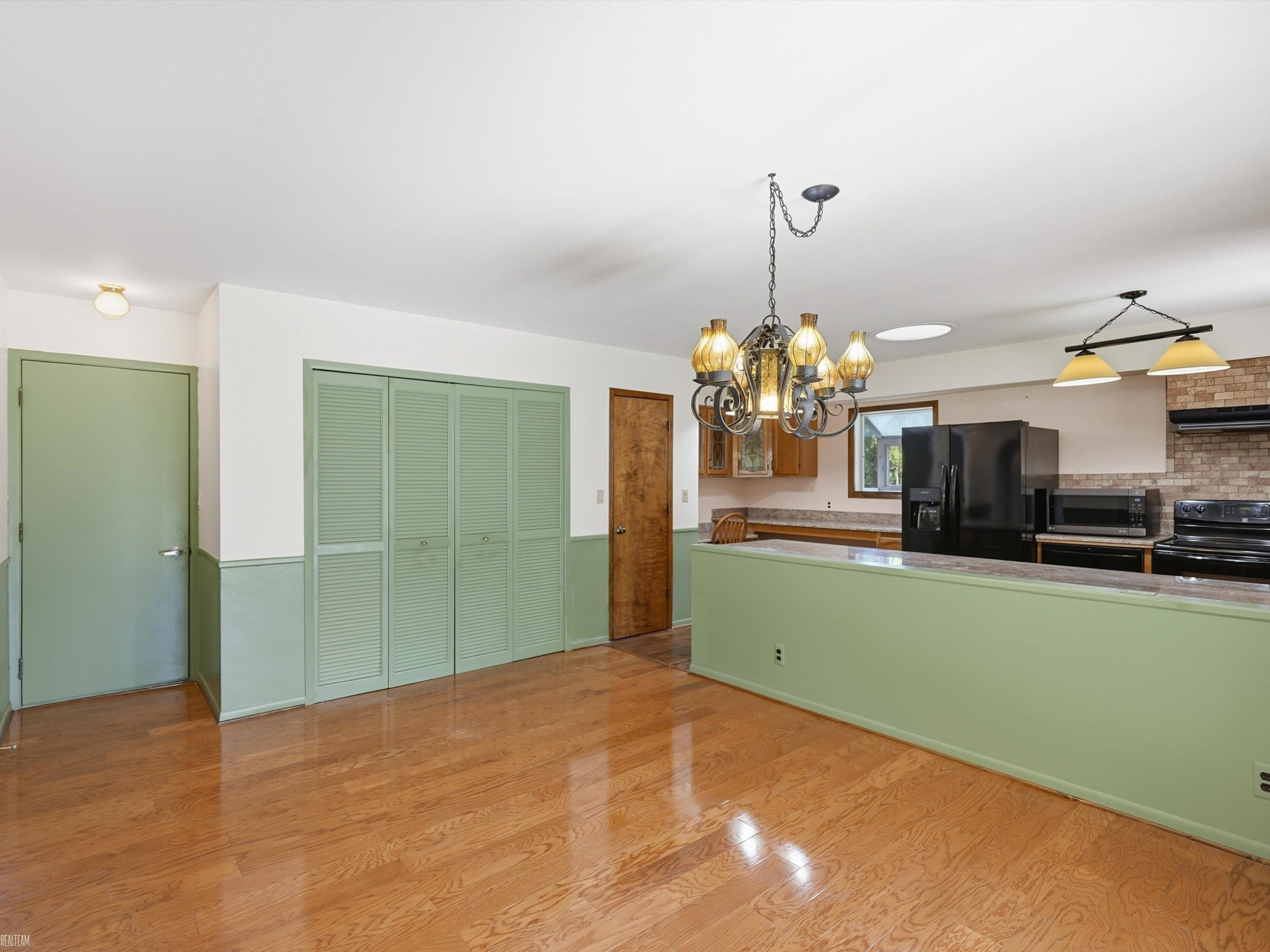 42424 Tessmer Drive, Sterling Heights, MI 48314 — Photo 12