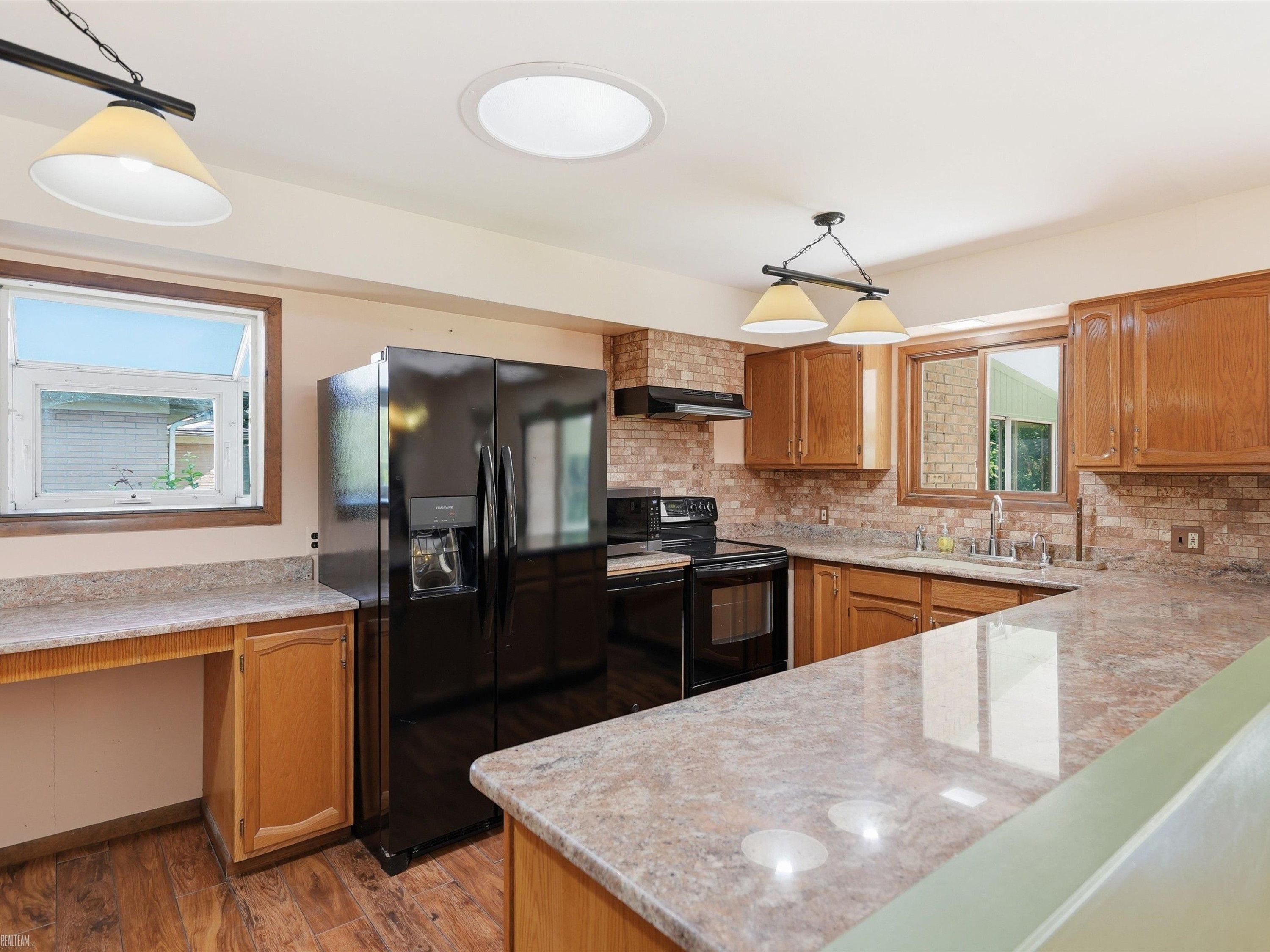 42424 Tessmer Drive, Sterling Heights, MI 48314 — Photo 18