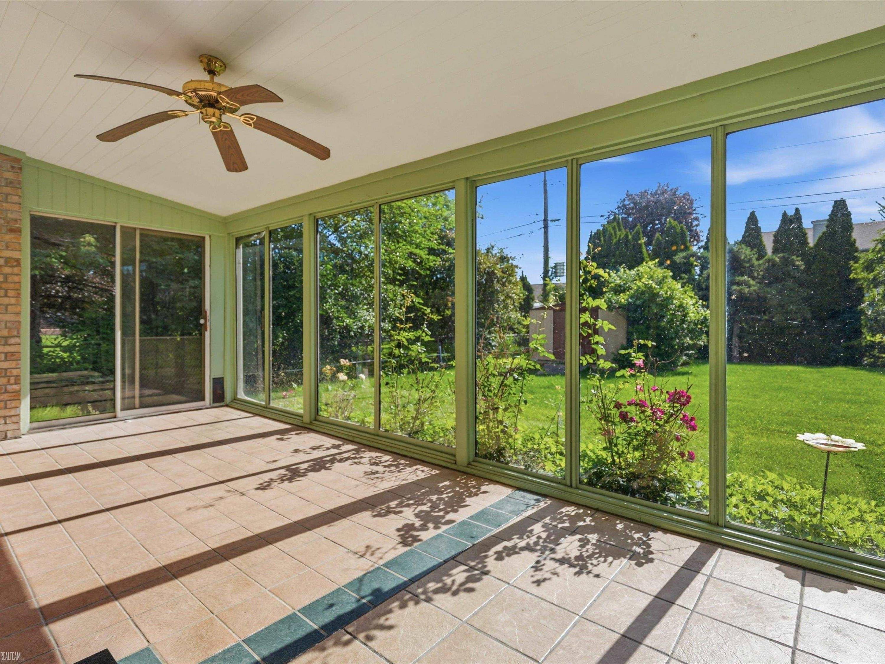 42424 Tessmer Drive, Sterling Heights, MI 48314 — Photo 44