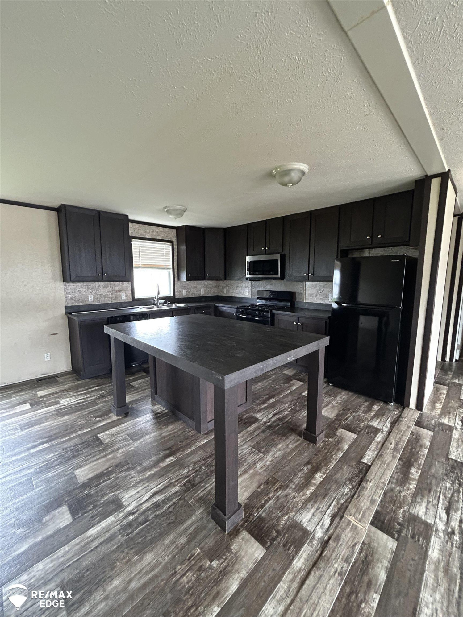 743 Morgan Drive, Flint, MI 48506 — Photo 4