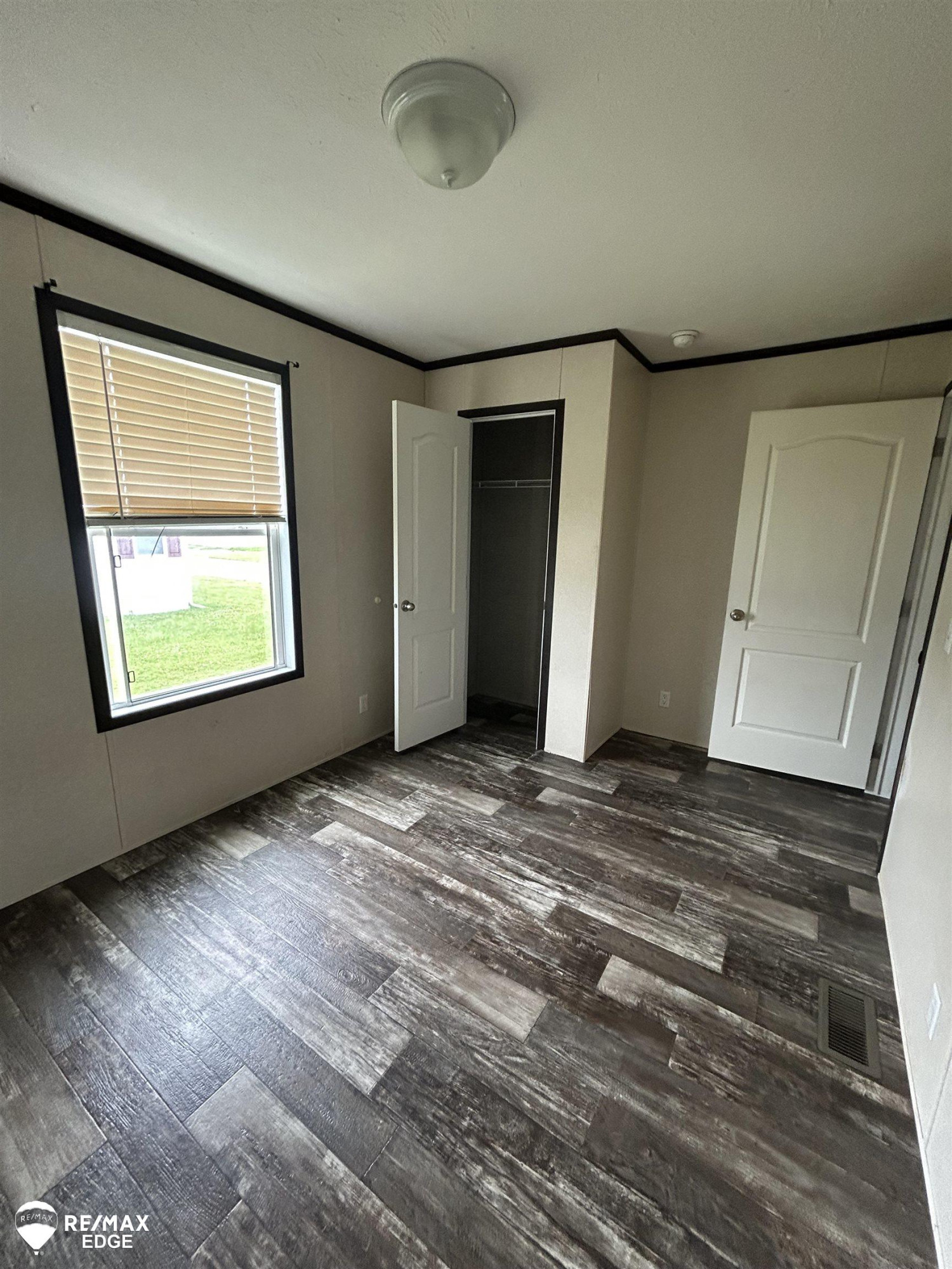 743 Morgan Drive, Flint, MI 48506 — Photo 10