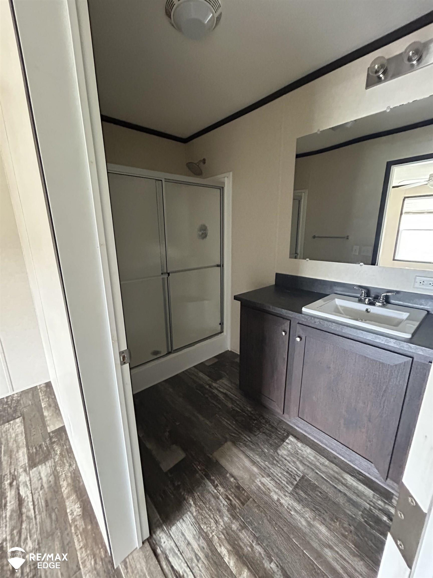 743 Morgan Drive, Flint, MI 48506 — Photo 11