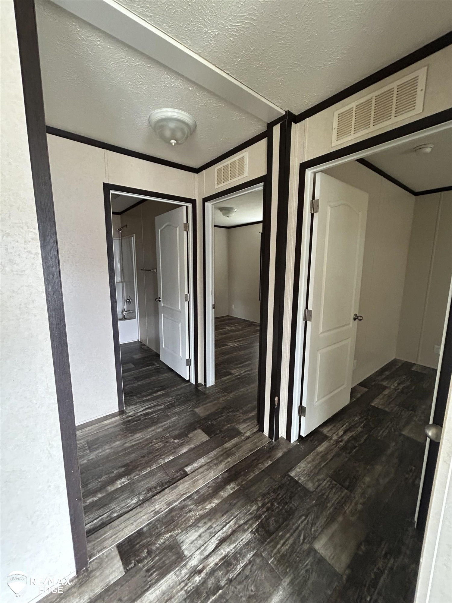 743 Morgan Drive, Flint, MI 48506 — Photo 14