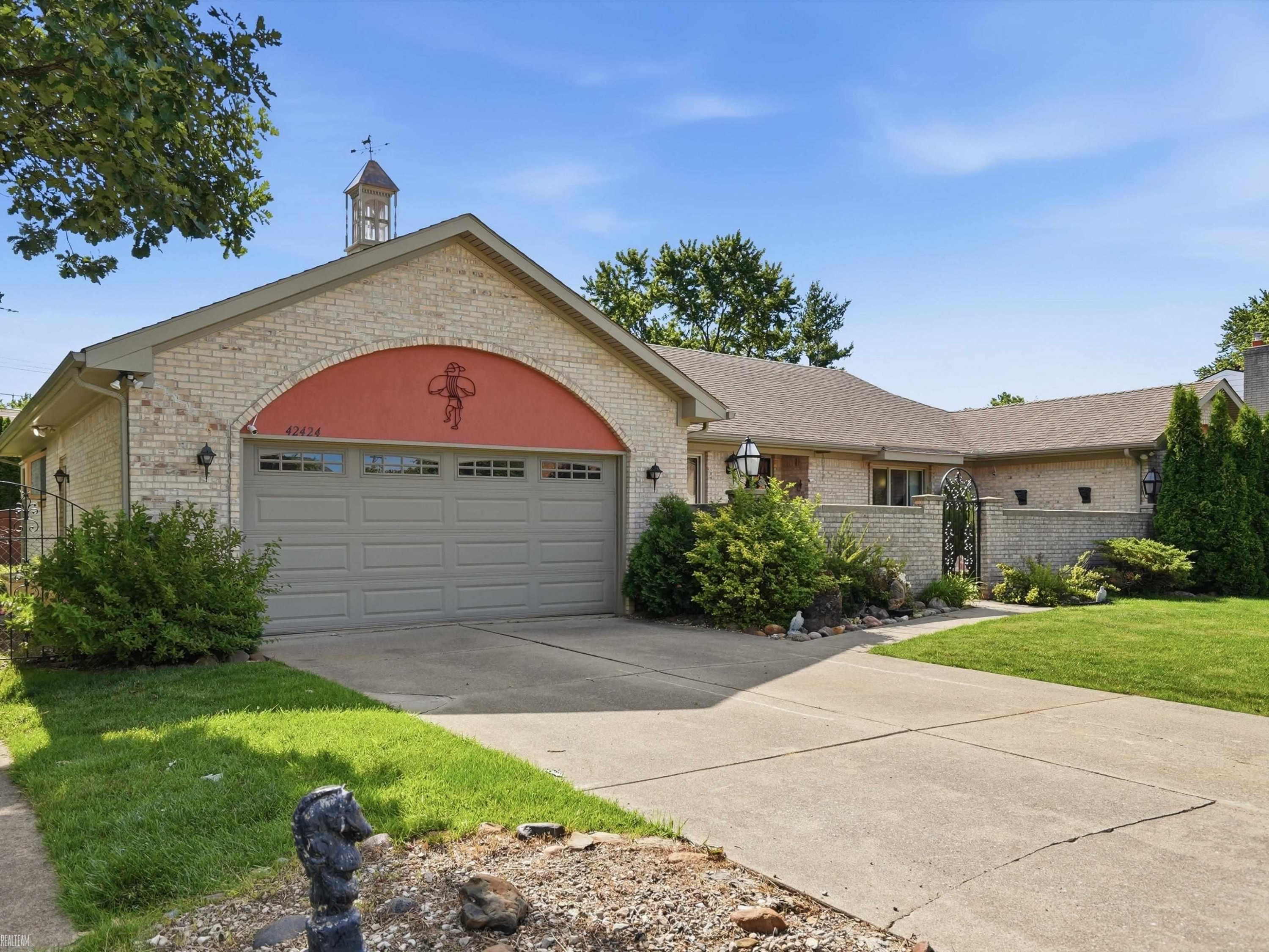 42424 Tessmer Drive, Sterling Heights, MI 48314 — Photo 58