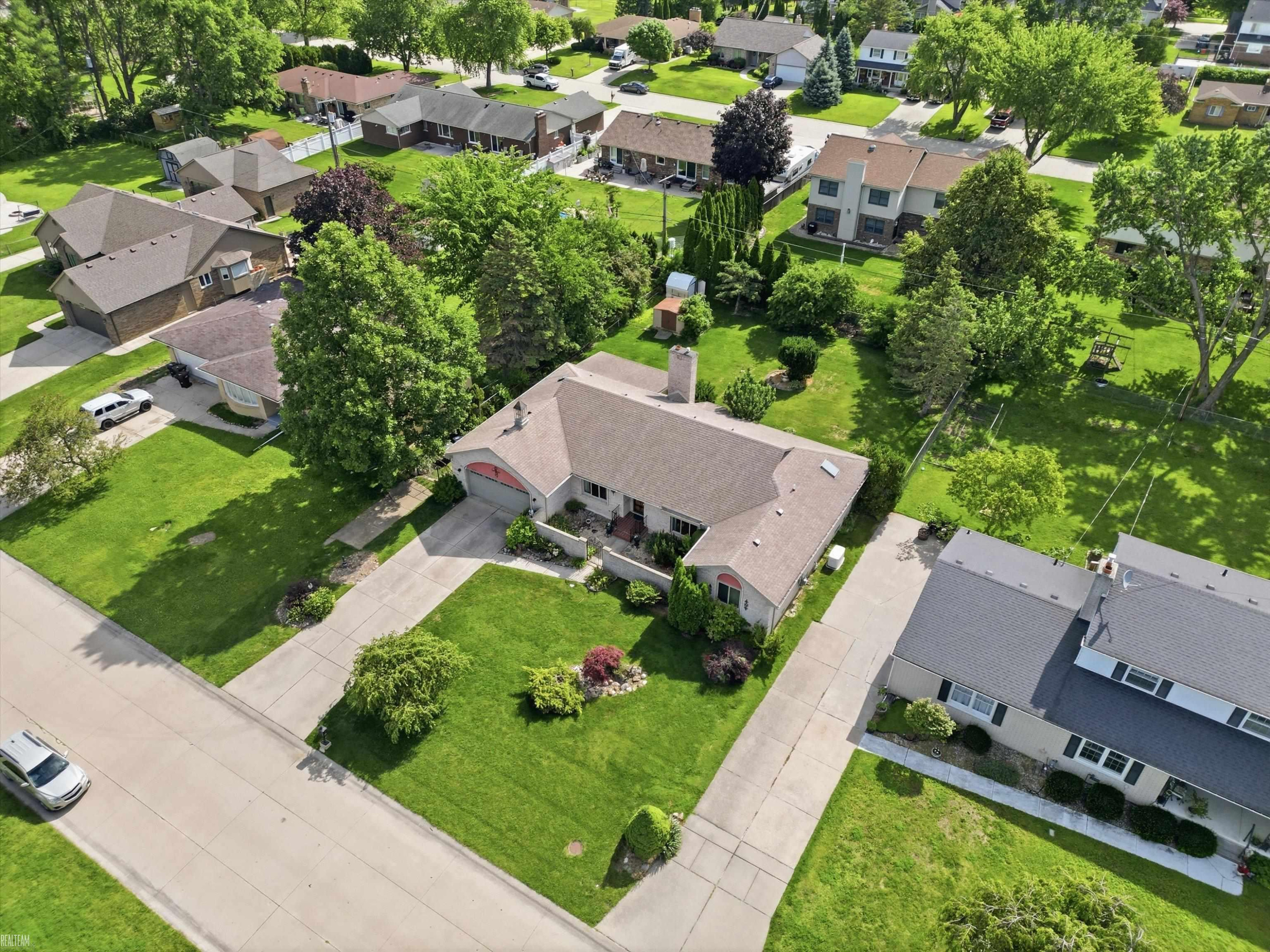 42424 Tessmer Drive, Sterling Heights, MI 48314 — Photo 60