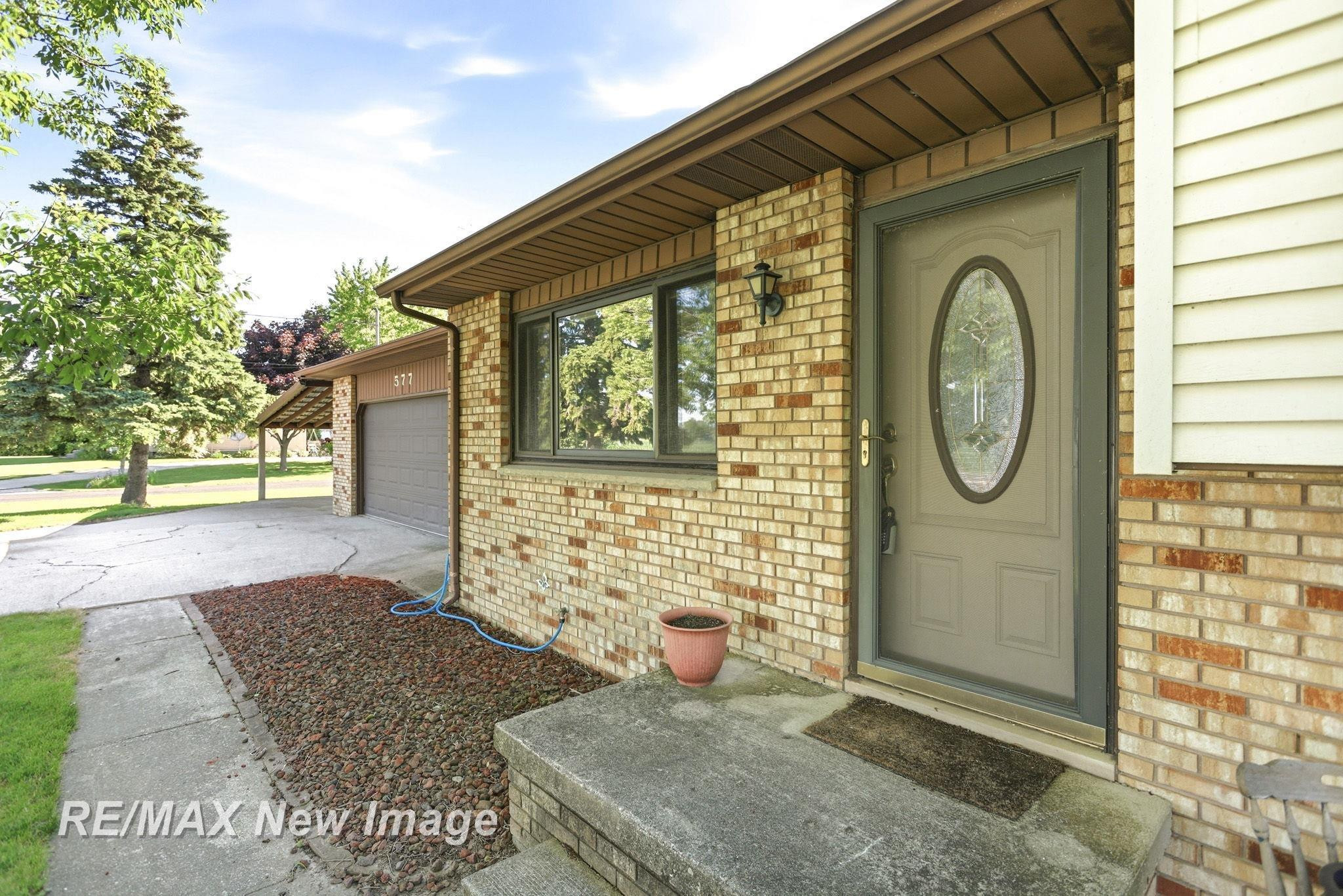 577 S Lincoln Road, Bay City, MI 48708 — Photo 6