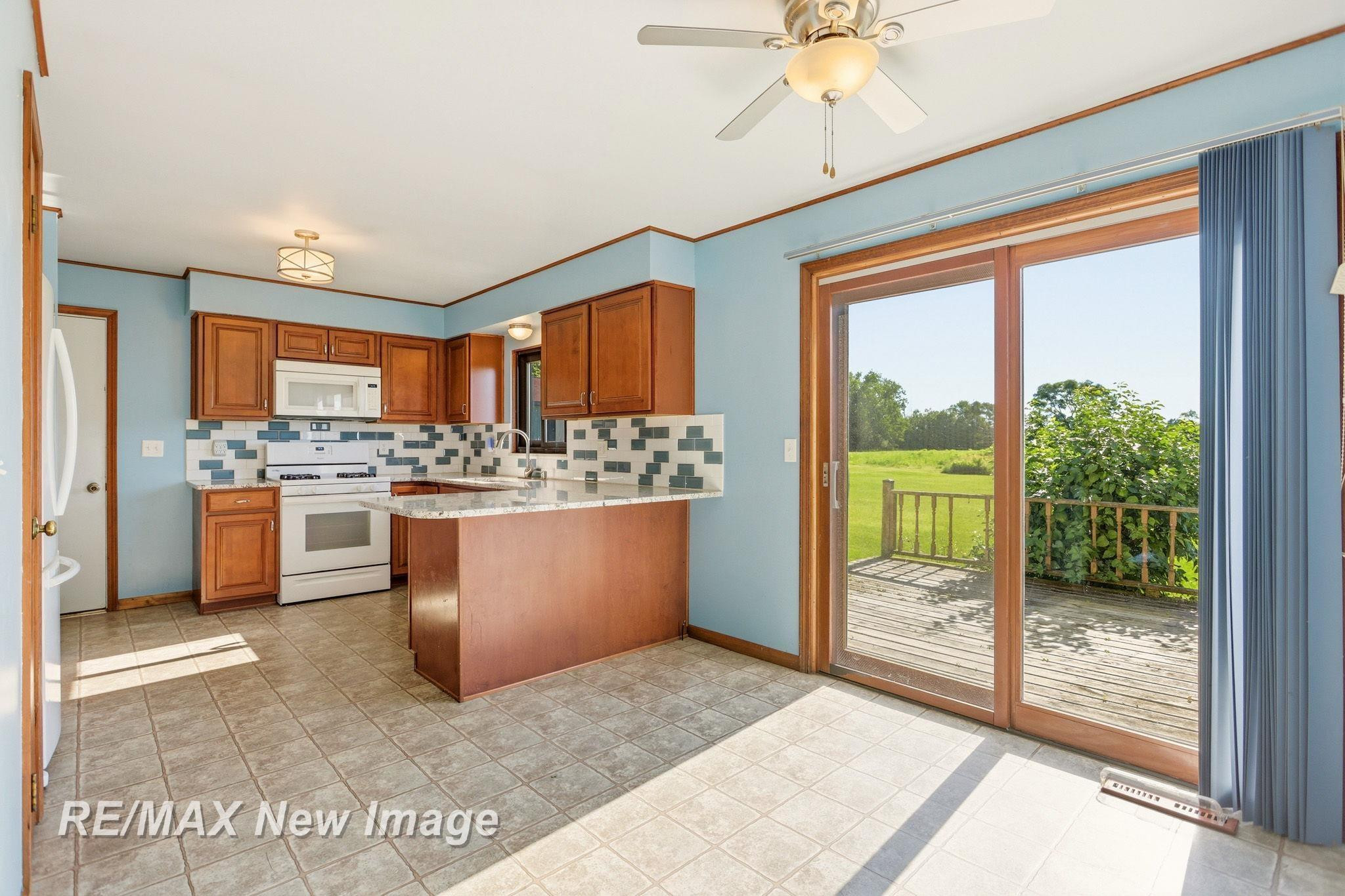 577 S Lincoln Road, Bay City, MI 48708 — Photo 11