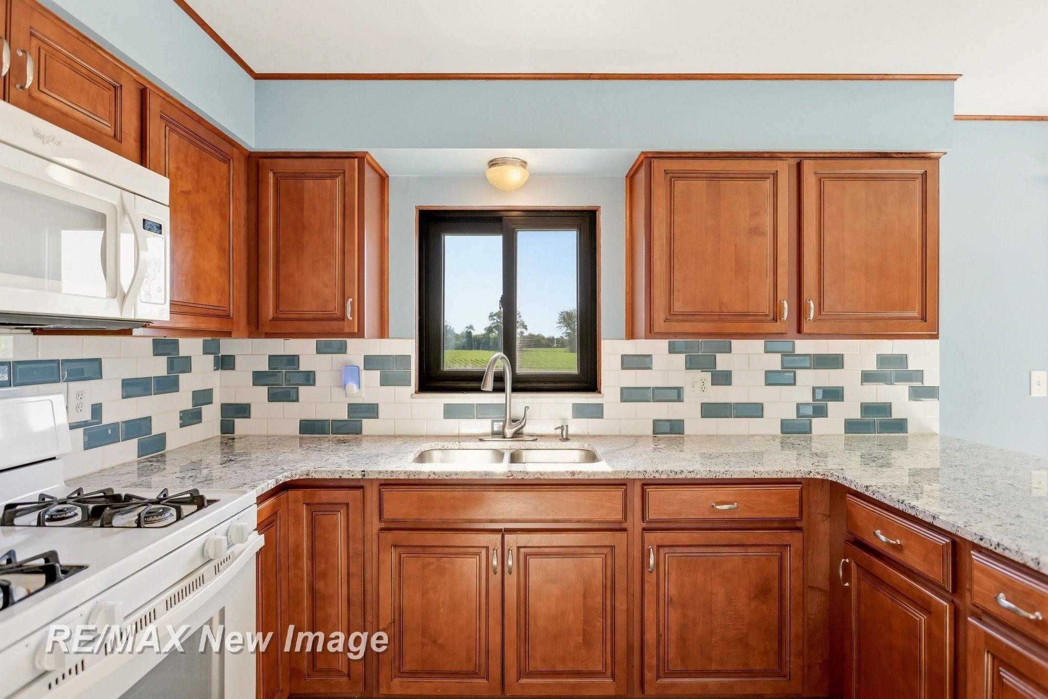 577 S Lincoln Road, Bay City, MI 48708 — Photo 13