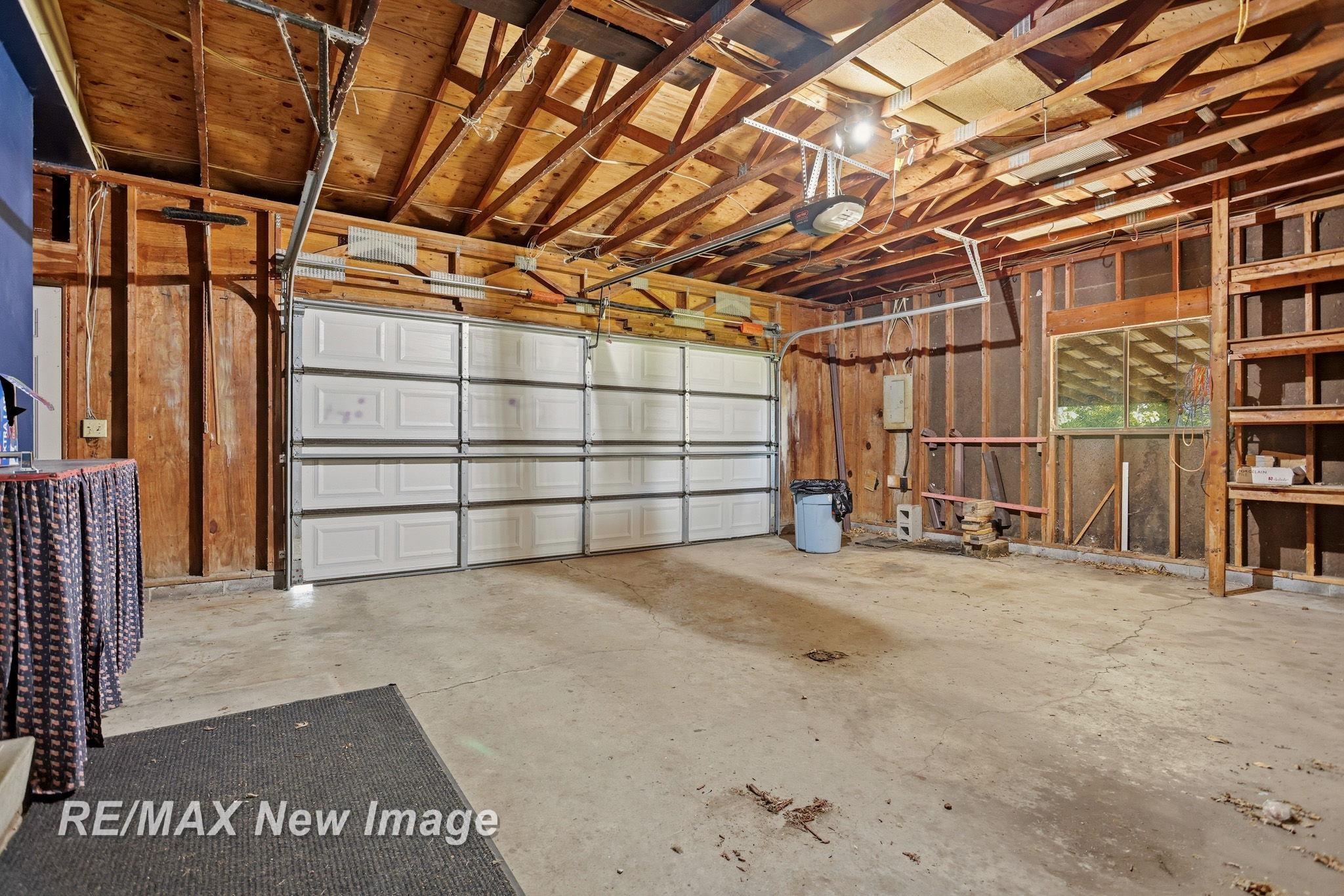 577 S Lincoln Road, Bay City, MI 48708 — Photo 32