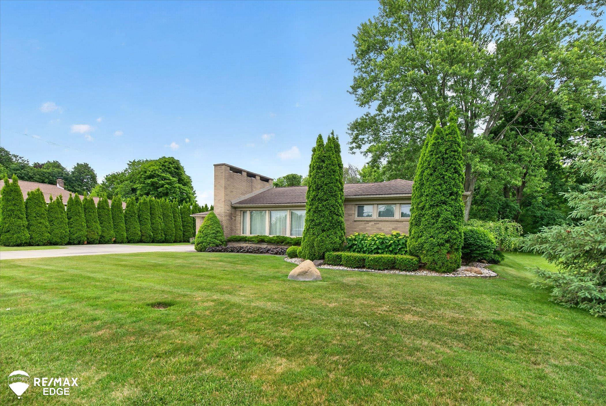 10048 E Coldwater Road, Davison, MI 48423 — Photo 3