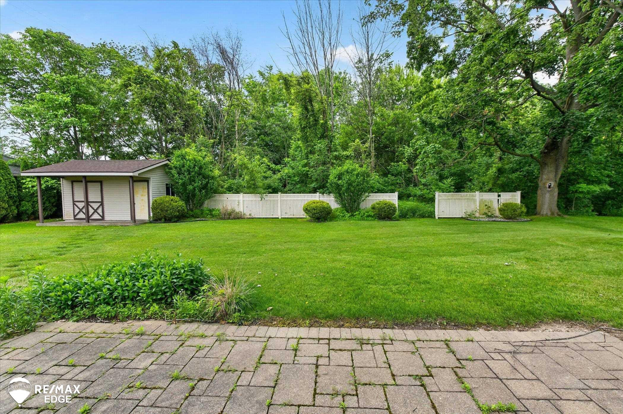 10048 E Coldwater Road, Davison, MI 48423 — Photo 30