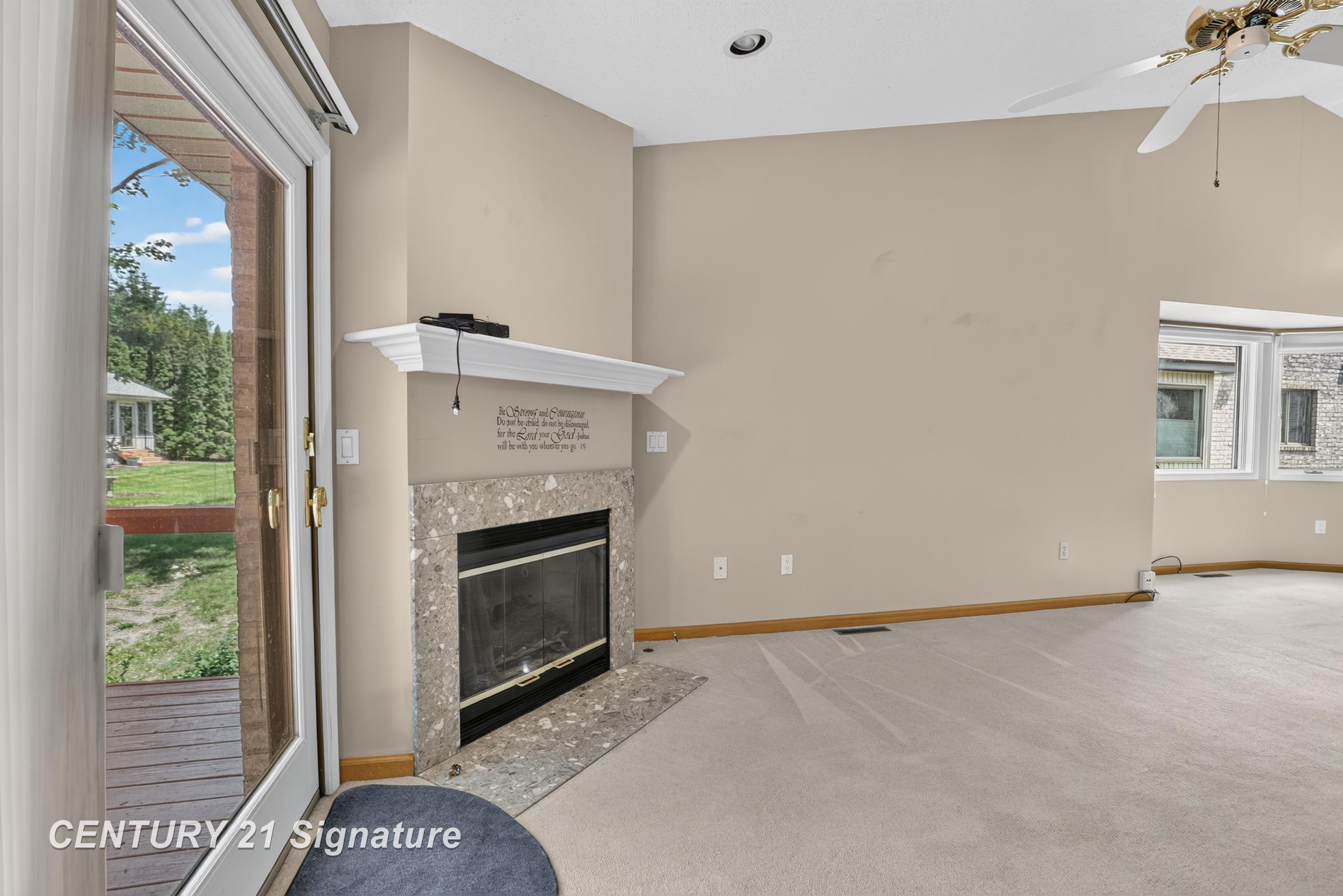708 Shorefront Circle, Midland, MI 48640 — Photo 17