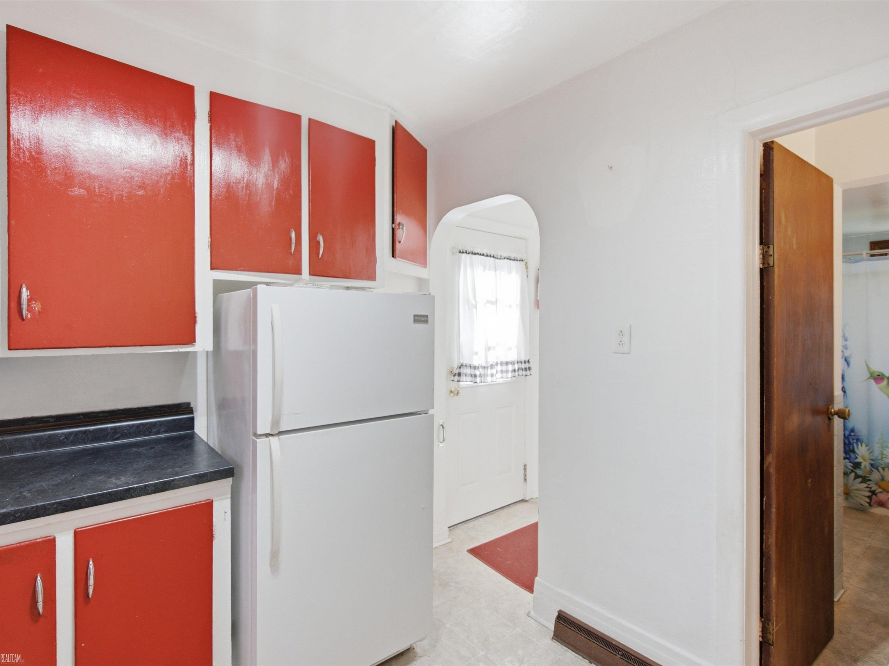 617 Saint James Street, Marysville, MI 48040 — Photo 15