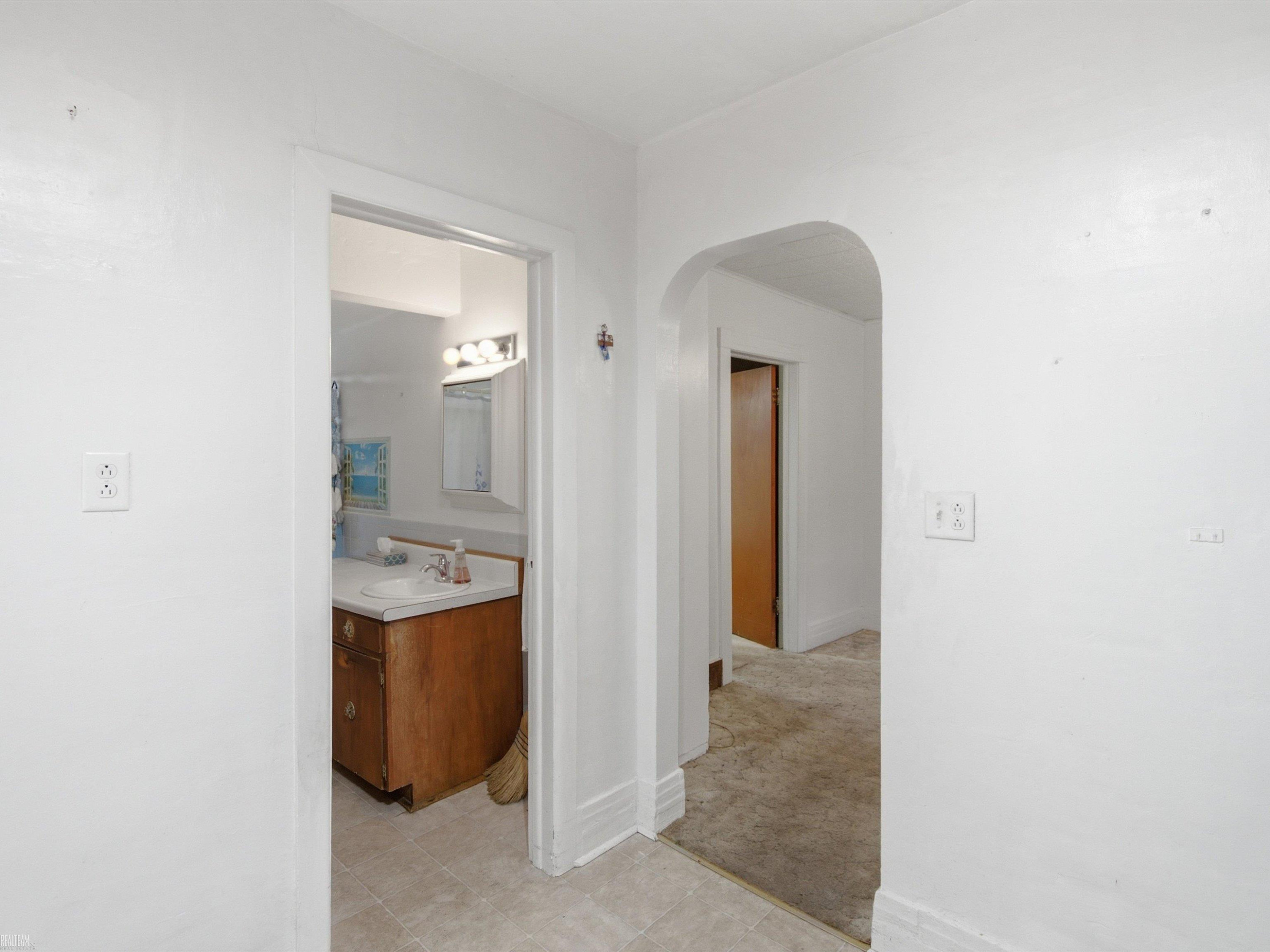 617 Saint James Street, Marysville, MI 48040 — Photo 16
