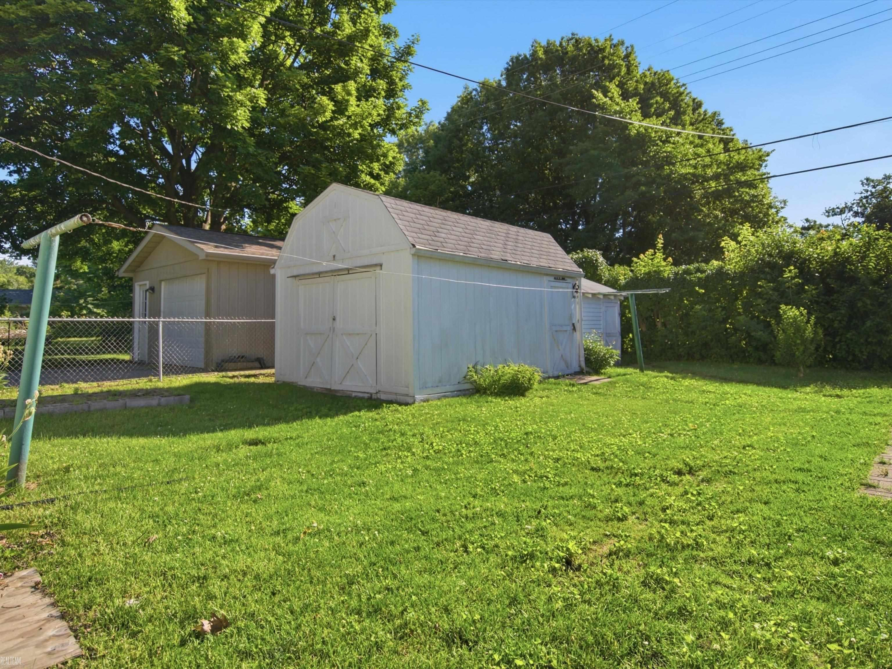 617 Saint James Street, Marysville, MI 48040 — Photo 19