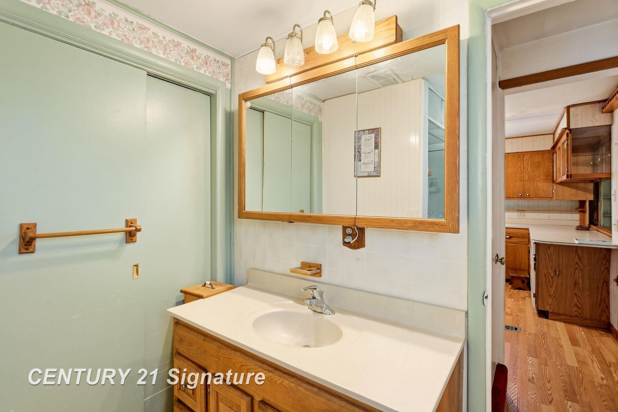 6737 Dixie Highway, Saginaw, MI 48722 — Photo 21
