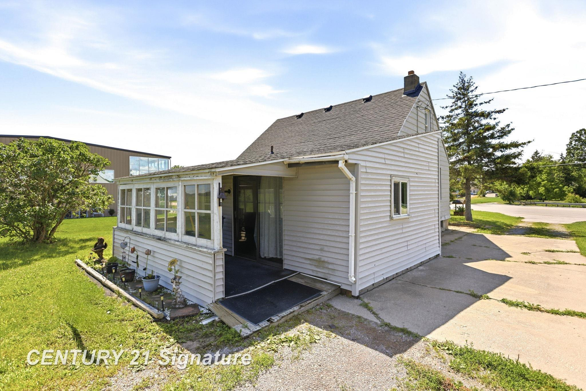 6737 Dixie Highway, Saginaw, MI 48722 — Photo 31