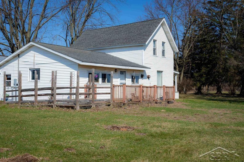 18025 Grabowski Road, Saint Charles, MI 48655 — Photo 3