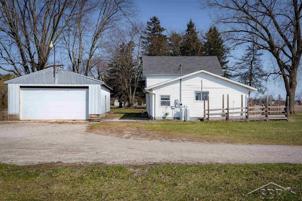 18025 Grabowski Road, Saint Charles, MI 48655 — Photo 7