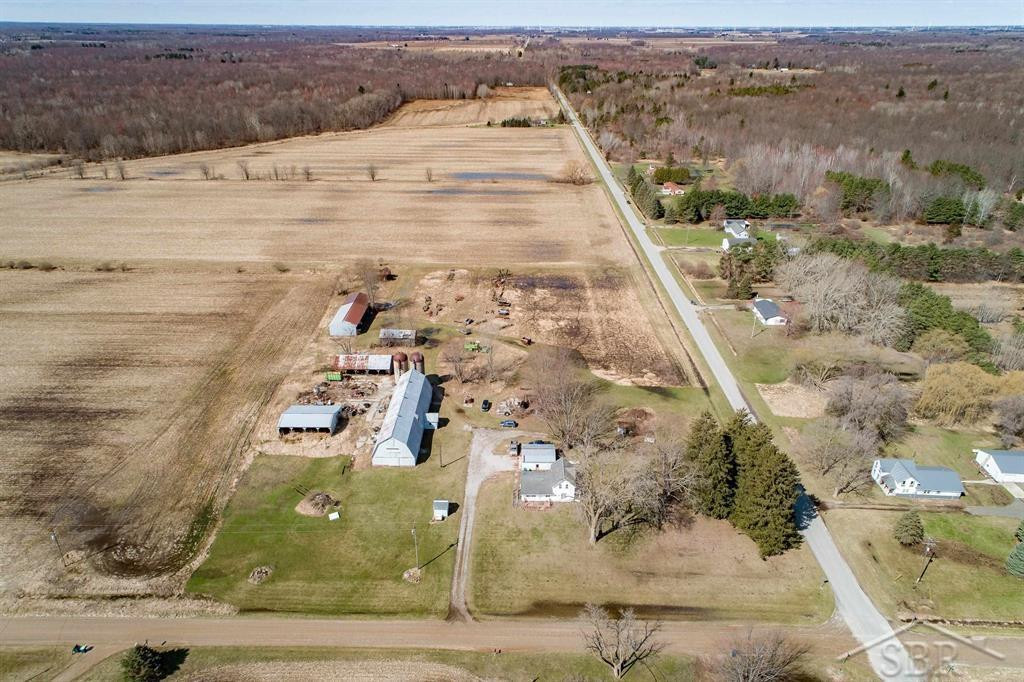 18025 Grabowski Road, Saint Charles, MI 48655 — Photo 14