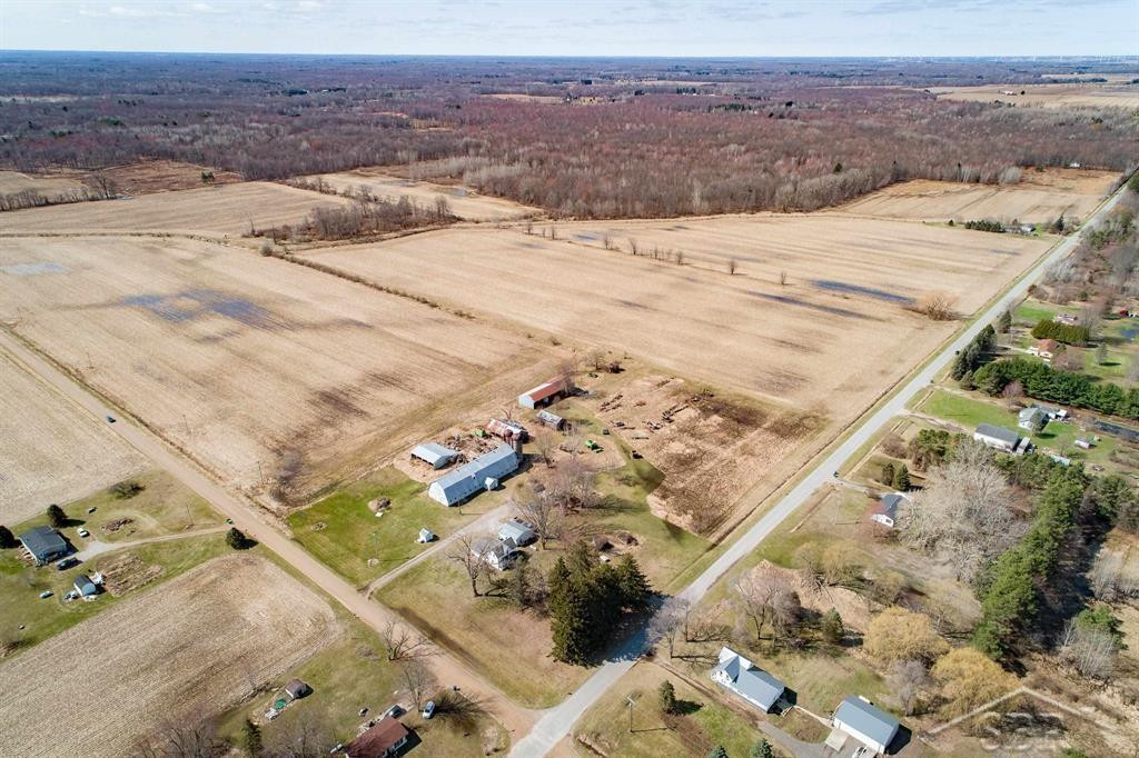 18025 Grabowski Road, Saint Charles, MI 48655 — Photo 15