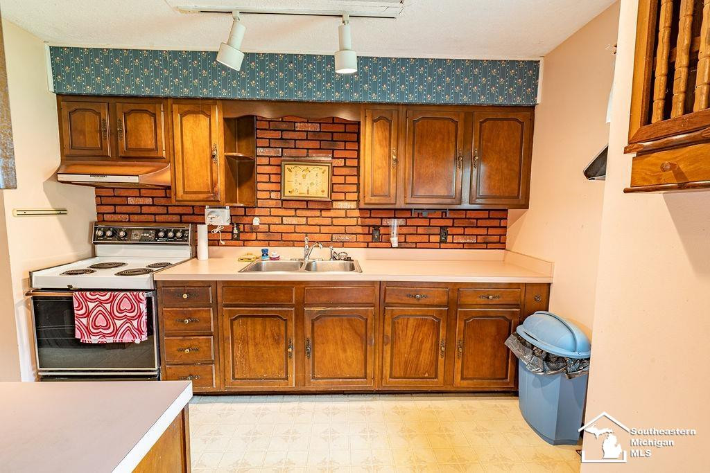 3563 1st Street, La Salle, MI — Photo 12